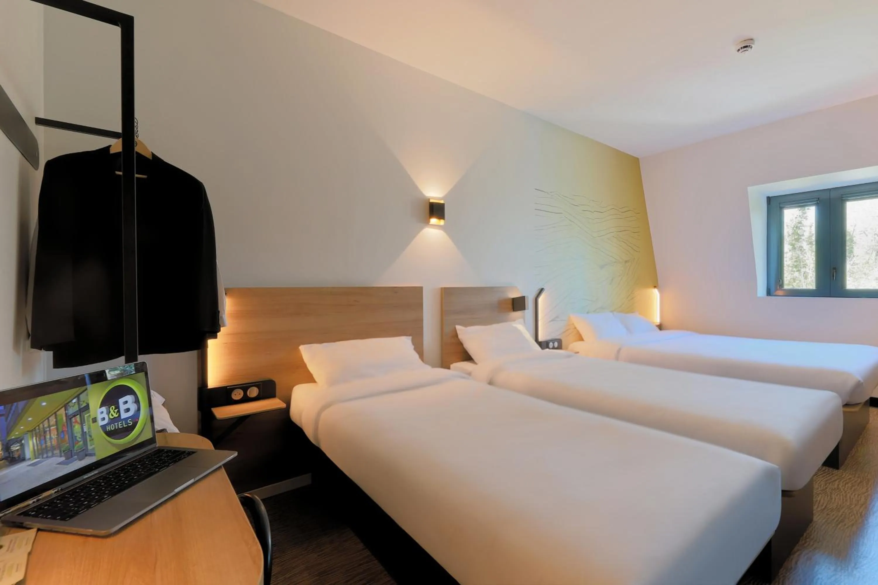 Bedroom, Bed in B&B HOTEL Le Touquet