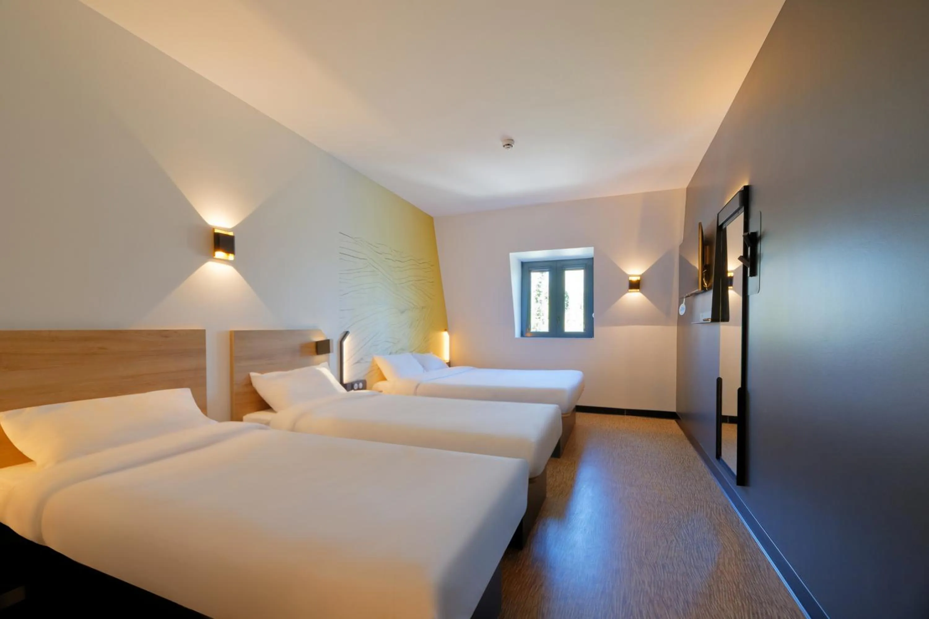 Bedroom, Bed in B&B HOTEL Le Touquet