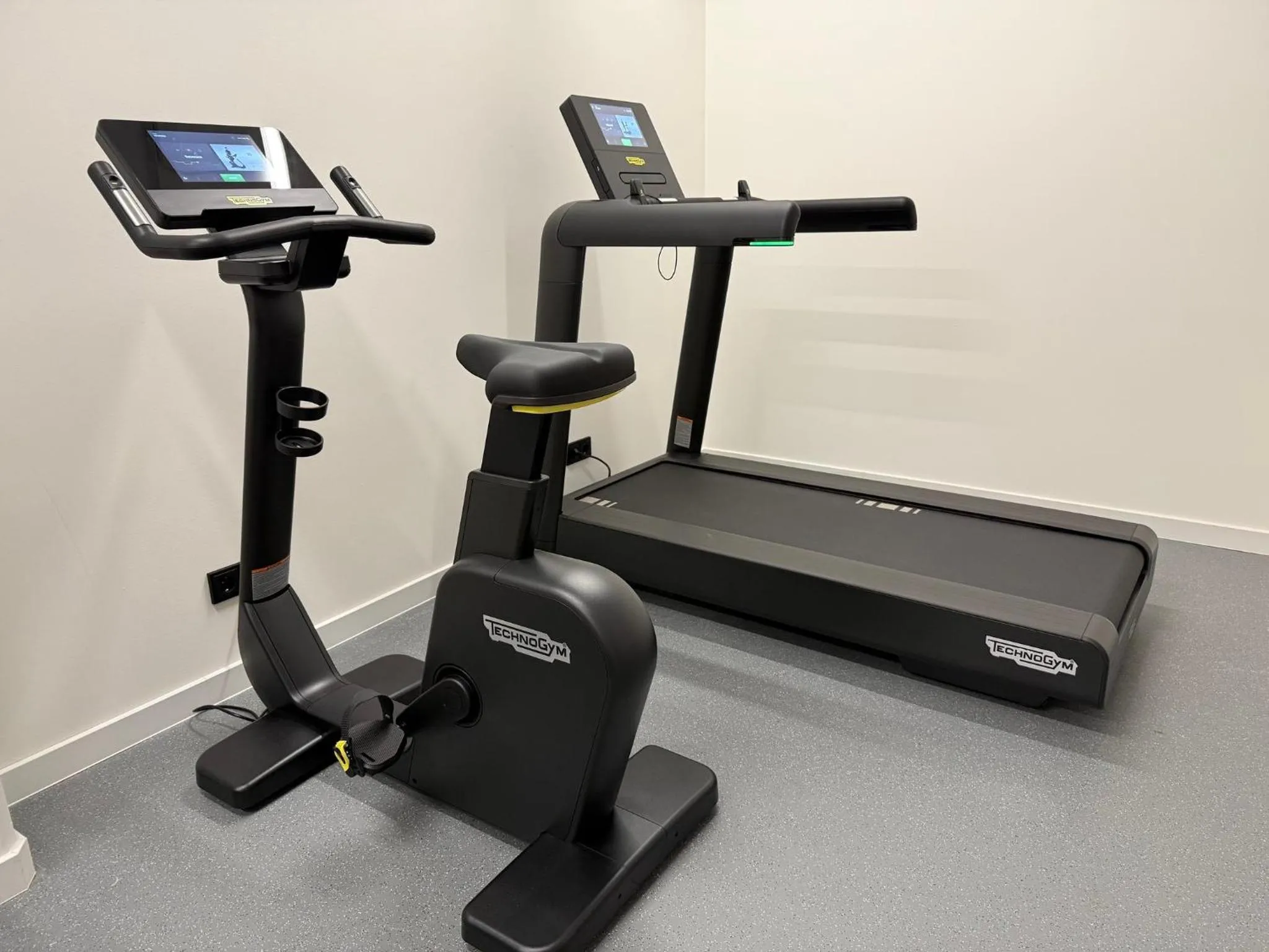 Fitness centre/facilities in Candlewood Suites Berlin Charlottenburg by IHG