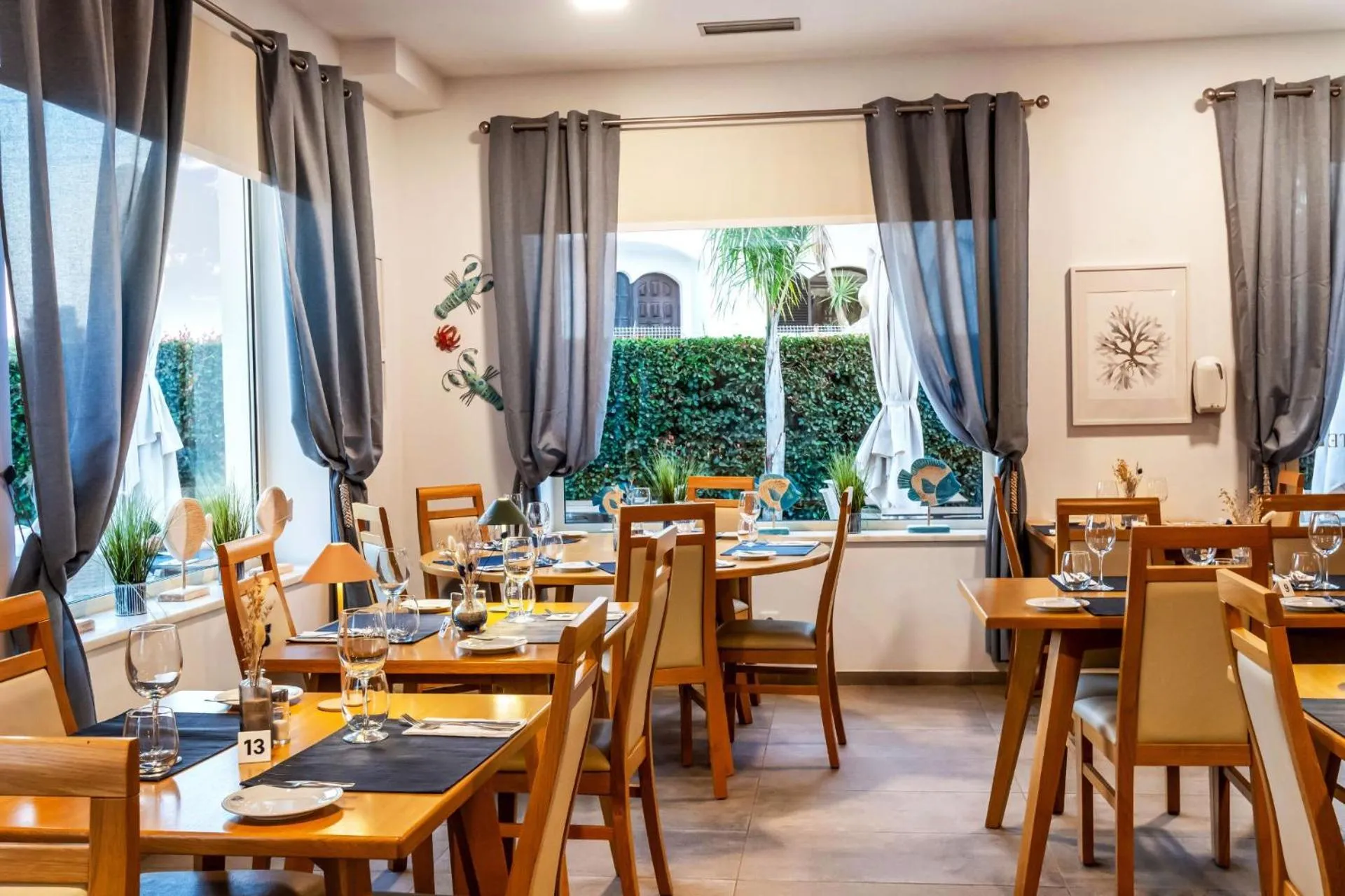 Restaurant/places to eat in Hotel Rural Brícia Du Mar