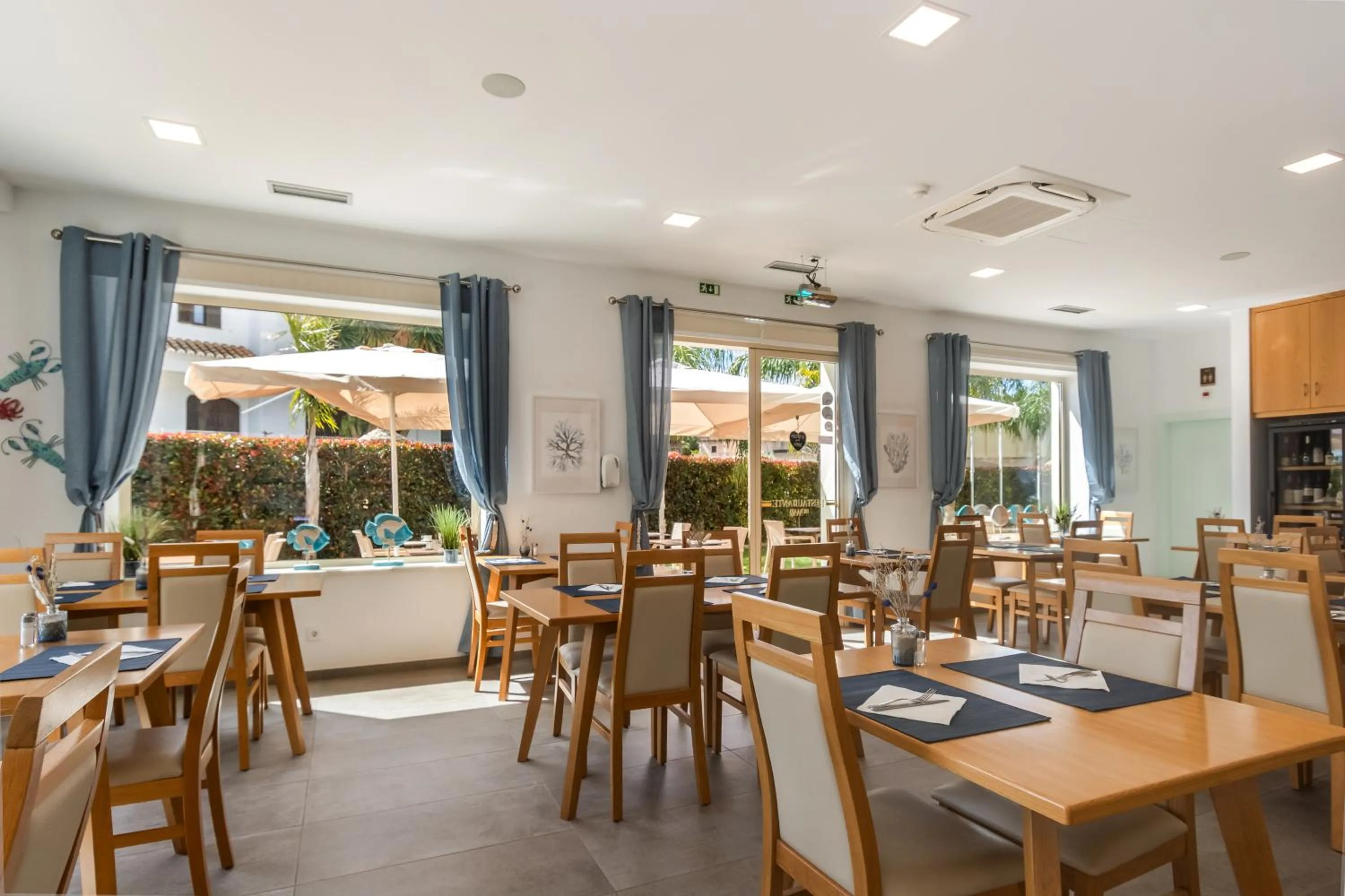 Restaurant/places to eat in Hotel Rural Brícia Du Mar