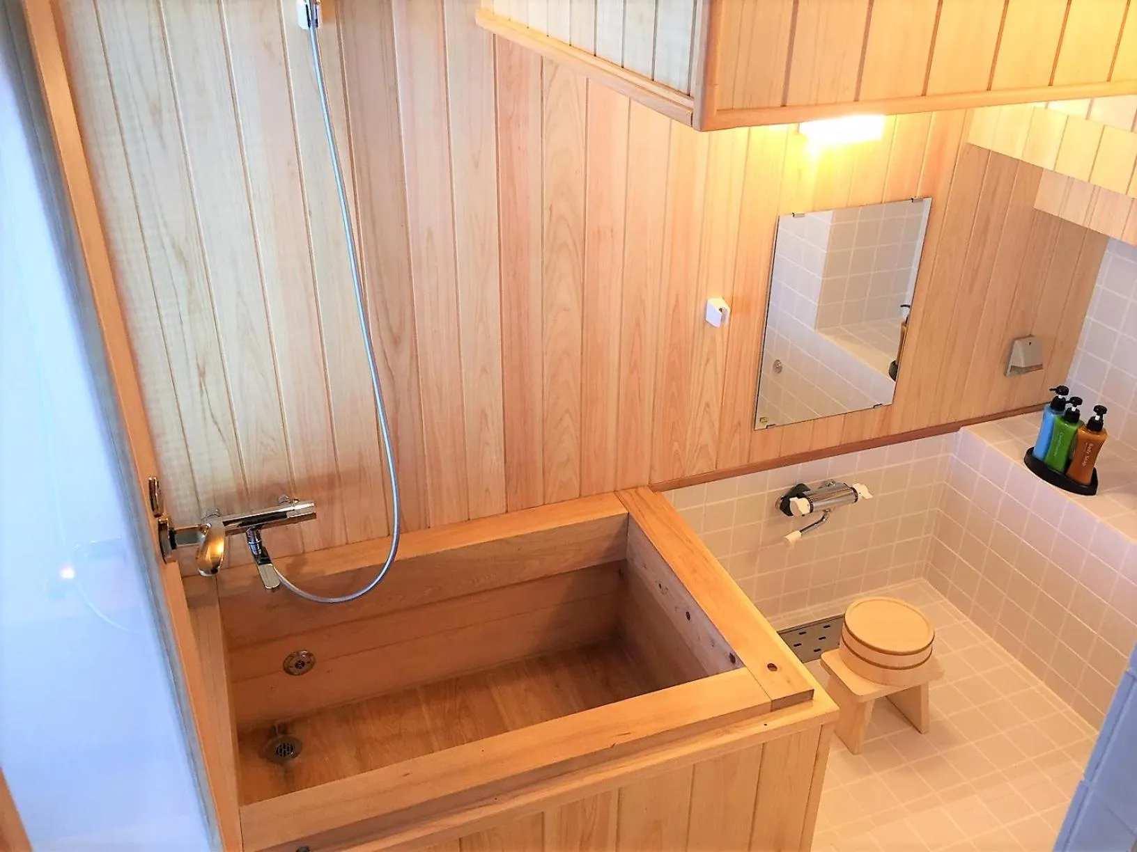 IBARA DENIM HOTELS 舞鶴楼