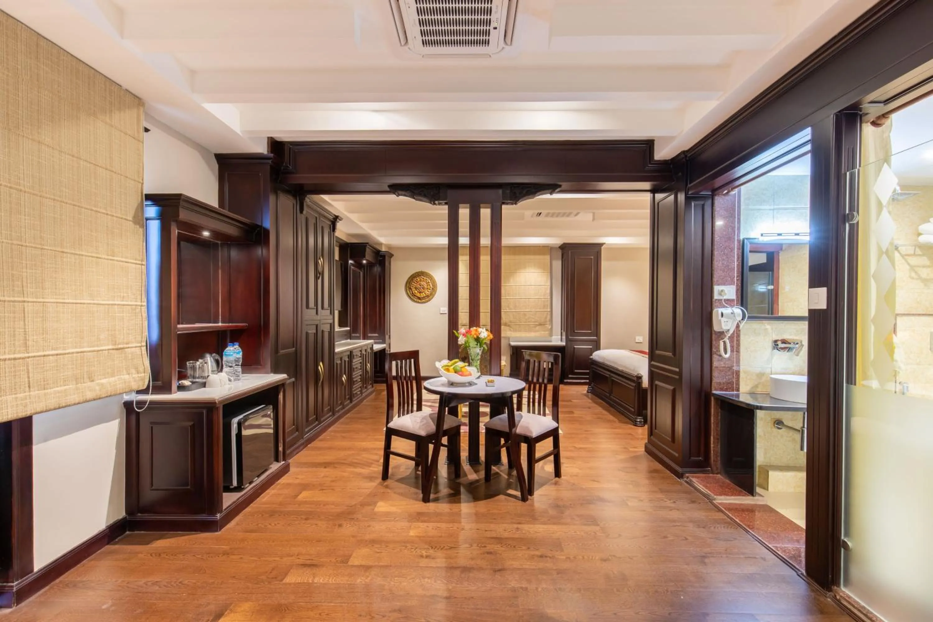 Restaurant/places to eat in Hotel Pabera Heritage Boutique