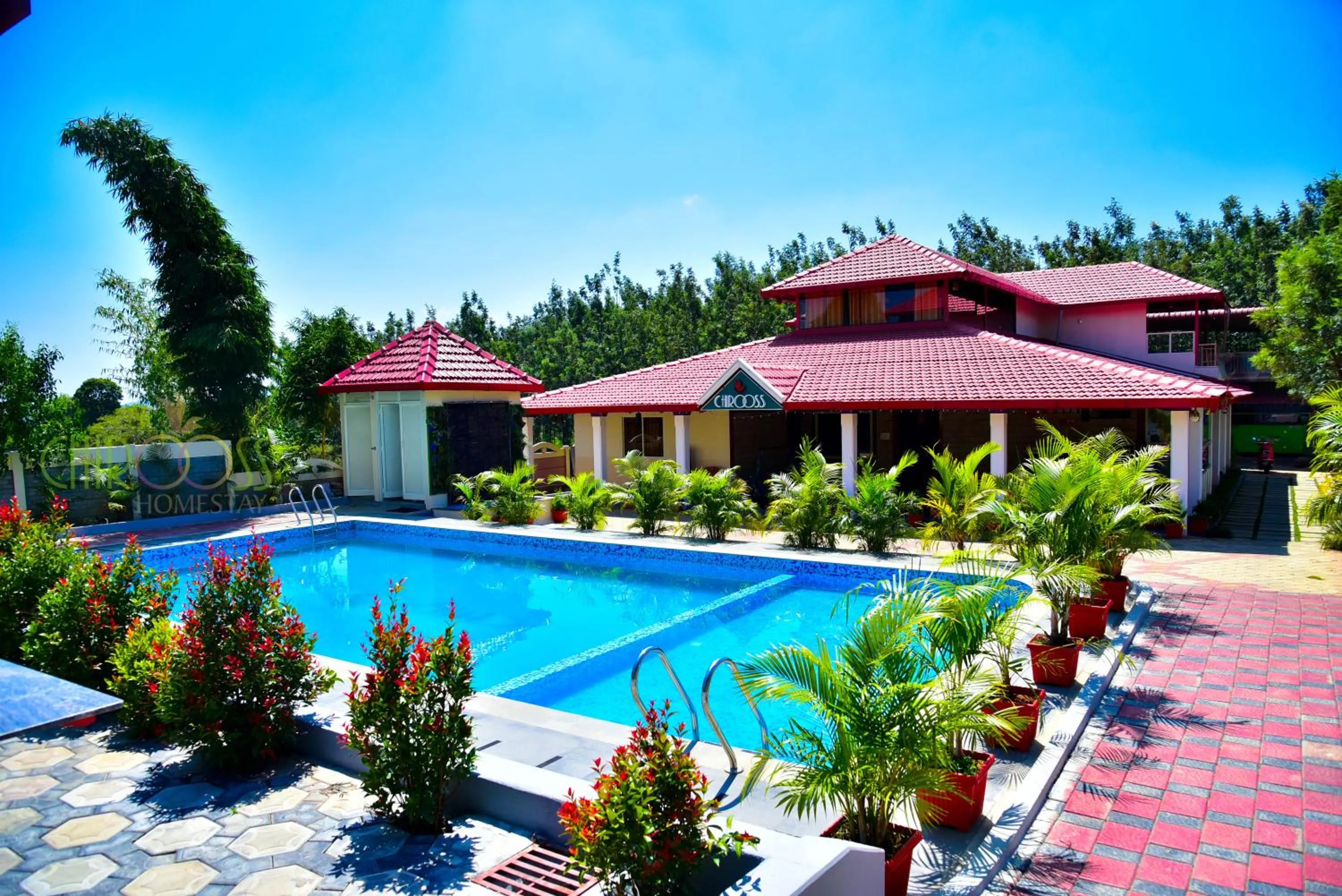 Chirooss Homestays And Resorts
