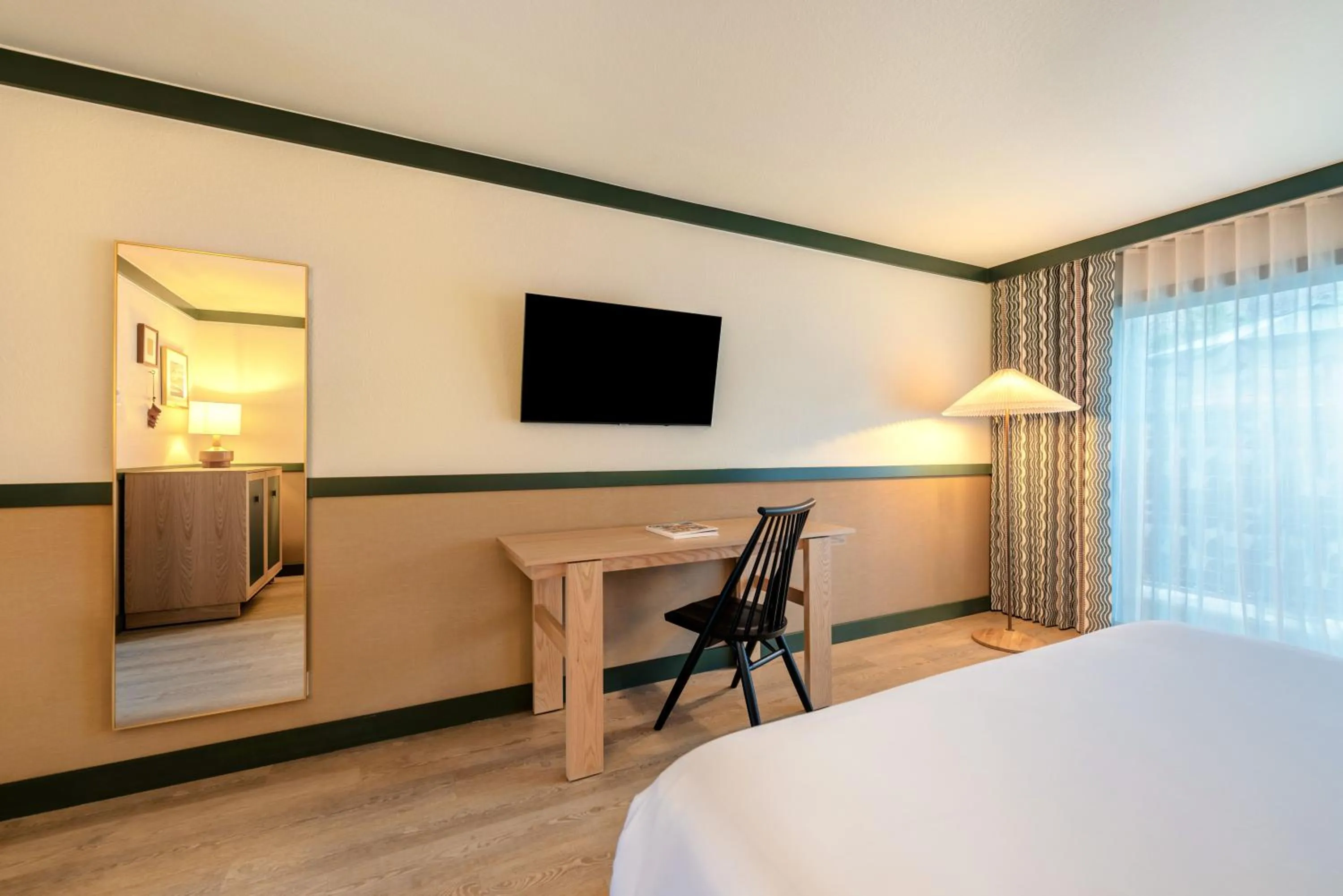 Bed in Life House, Palm Springs