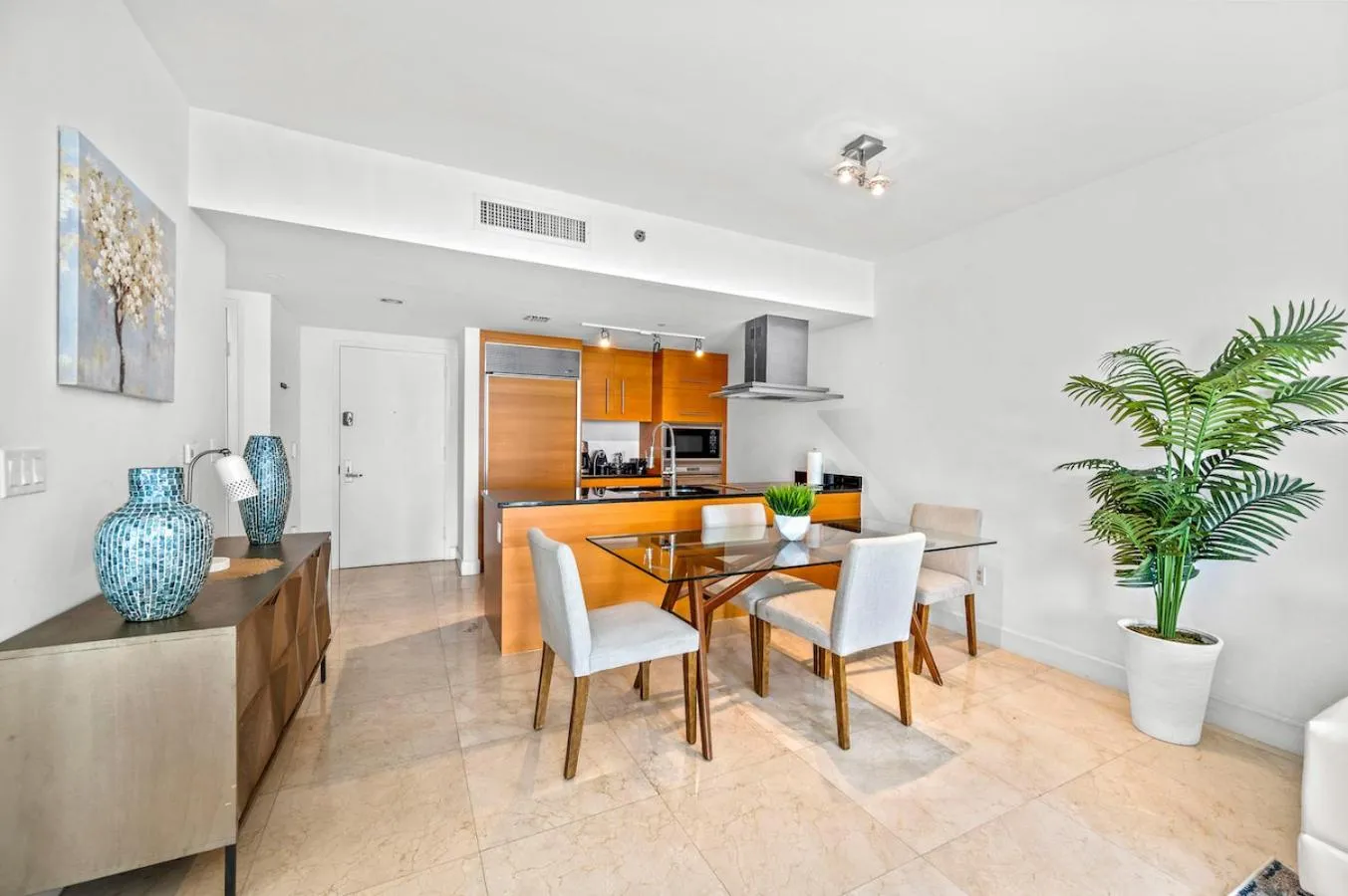 ICON W BRICKELL LUXURY CONDO