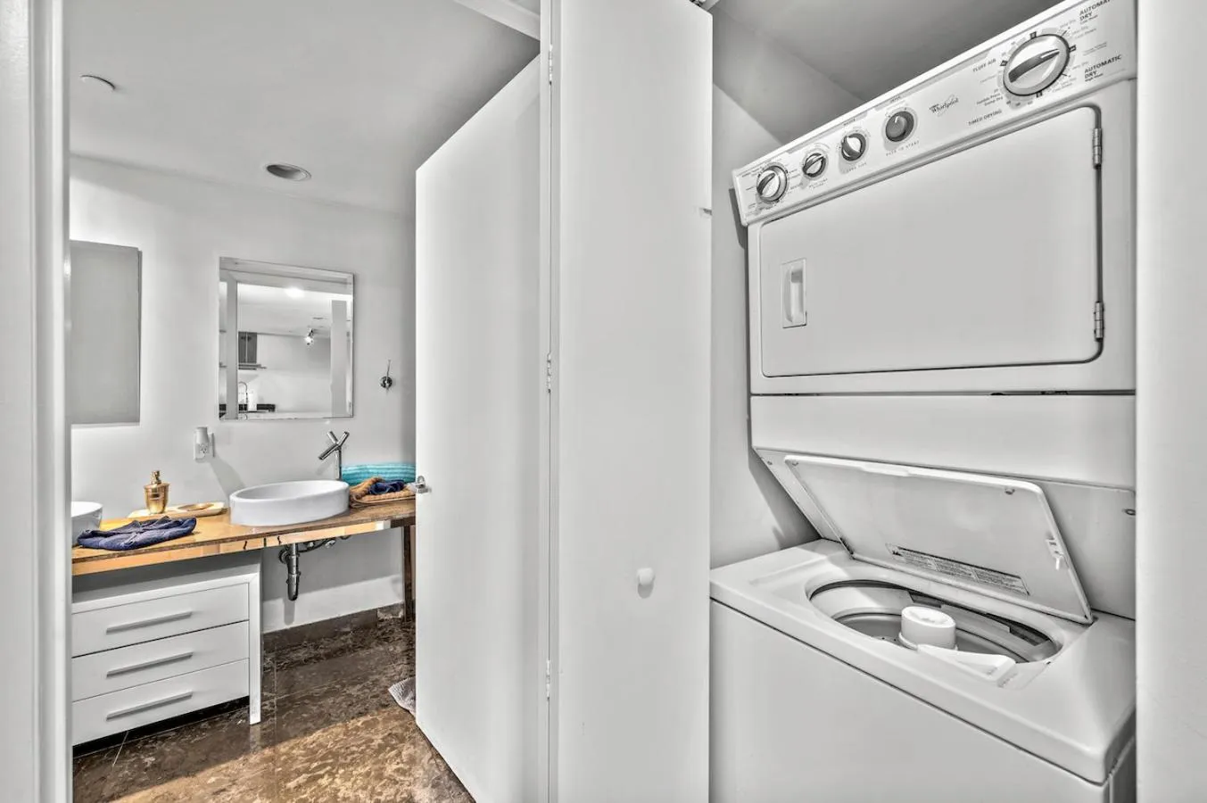 ICON W BRICKELL LUXURY CONDO