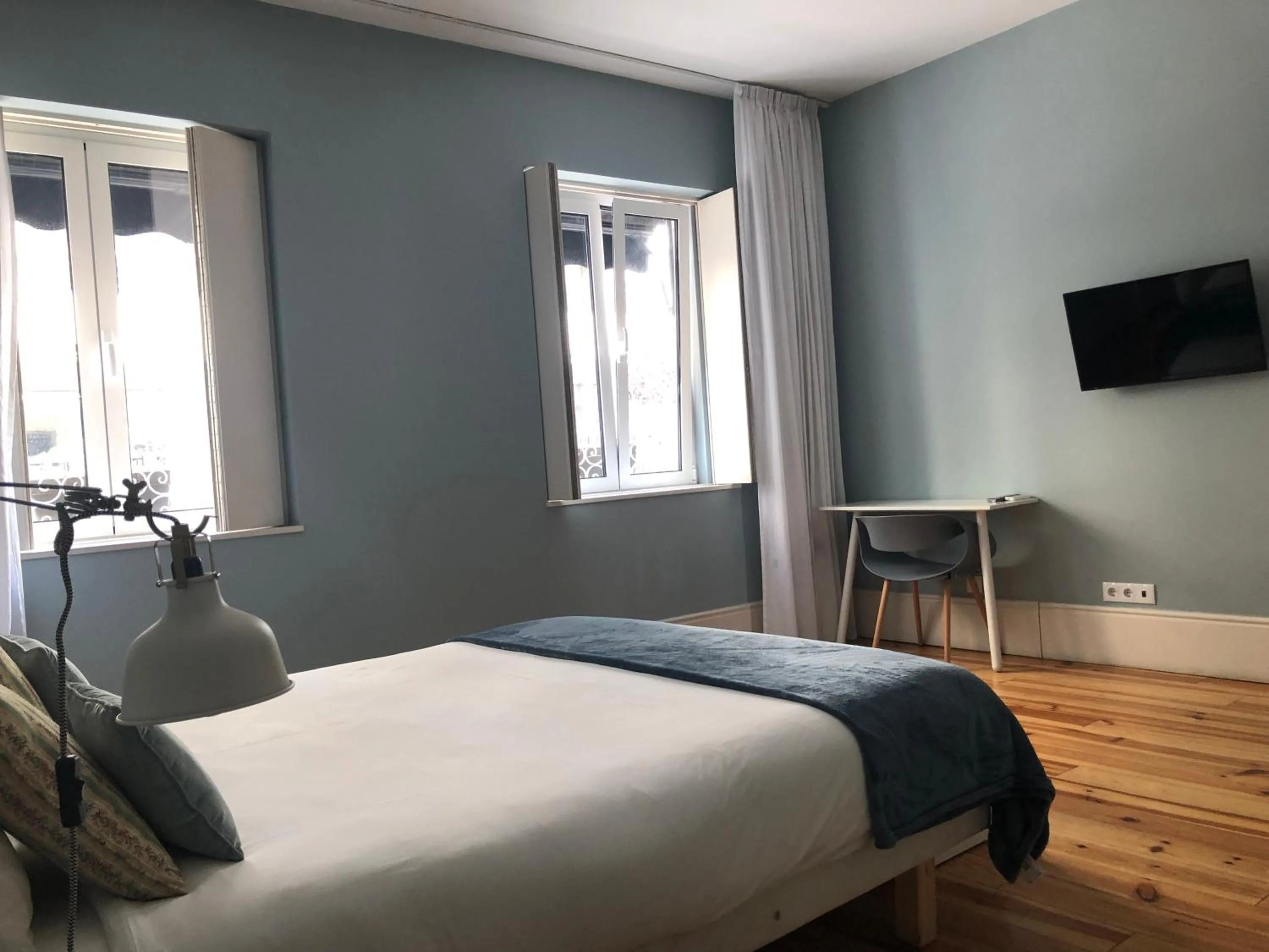 Bedroom, Bed in Godinho's House