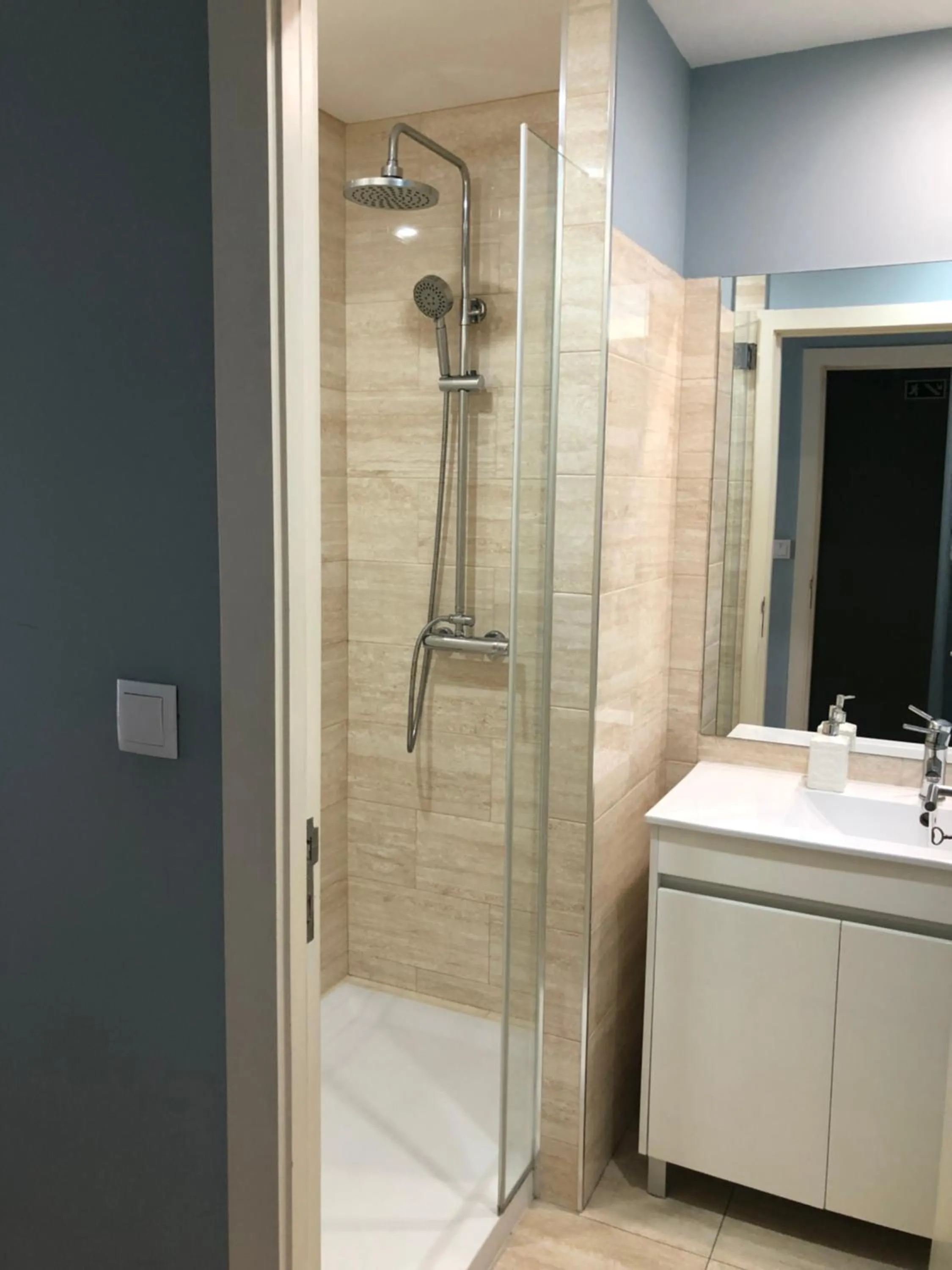 Bathroom in Godinho's House