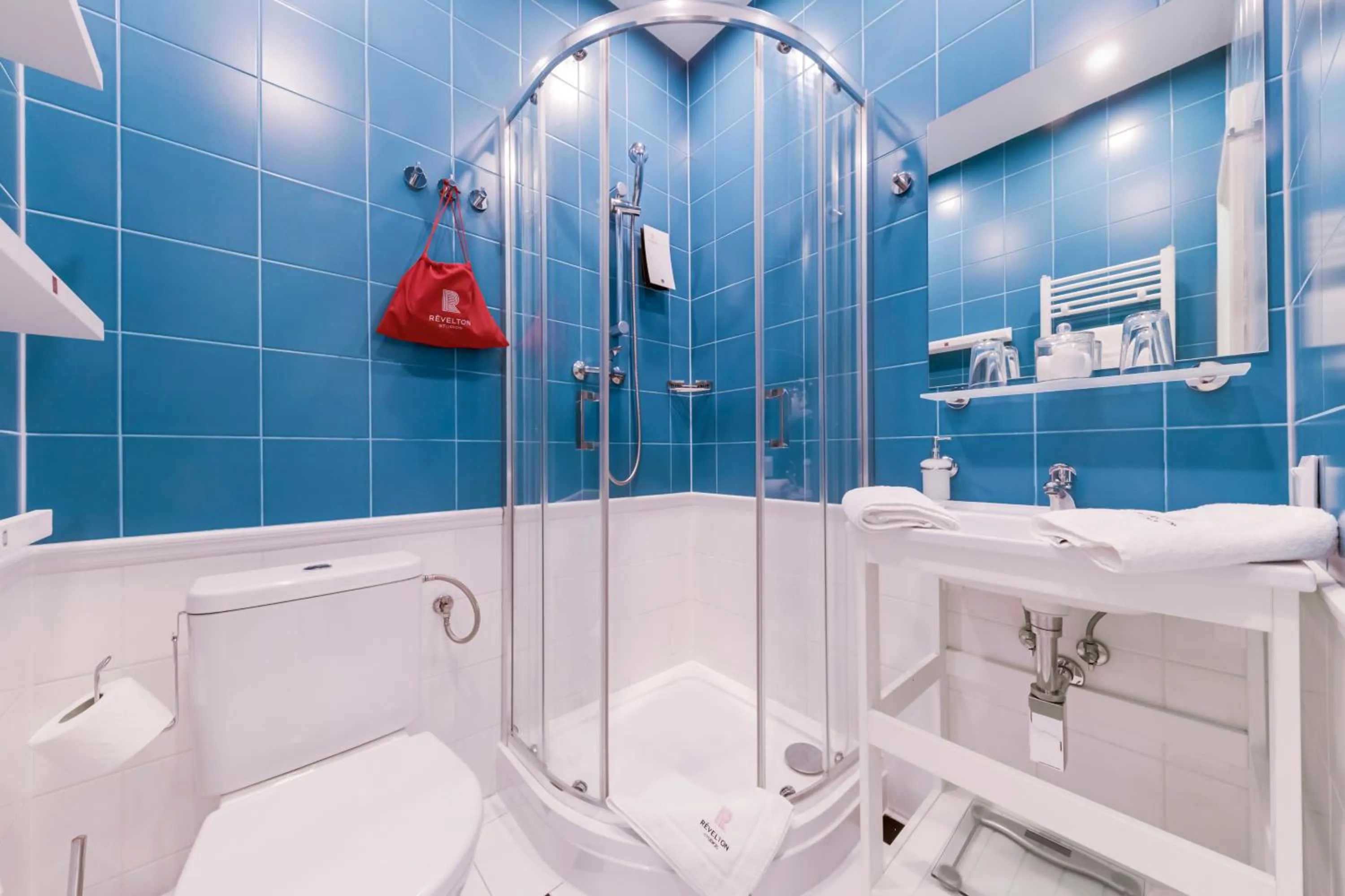 Shower in Revelton Studios Prague