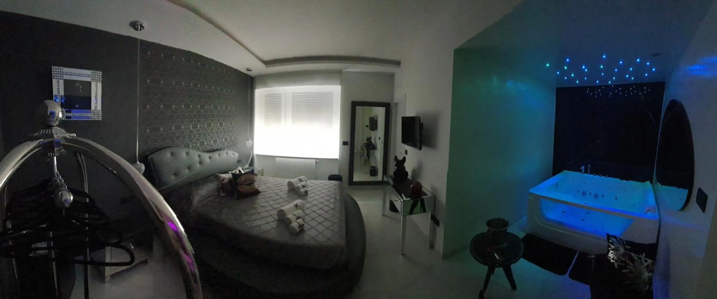 Steam room, Bed in DISTINTO SUITE & ROOMS