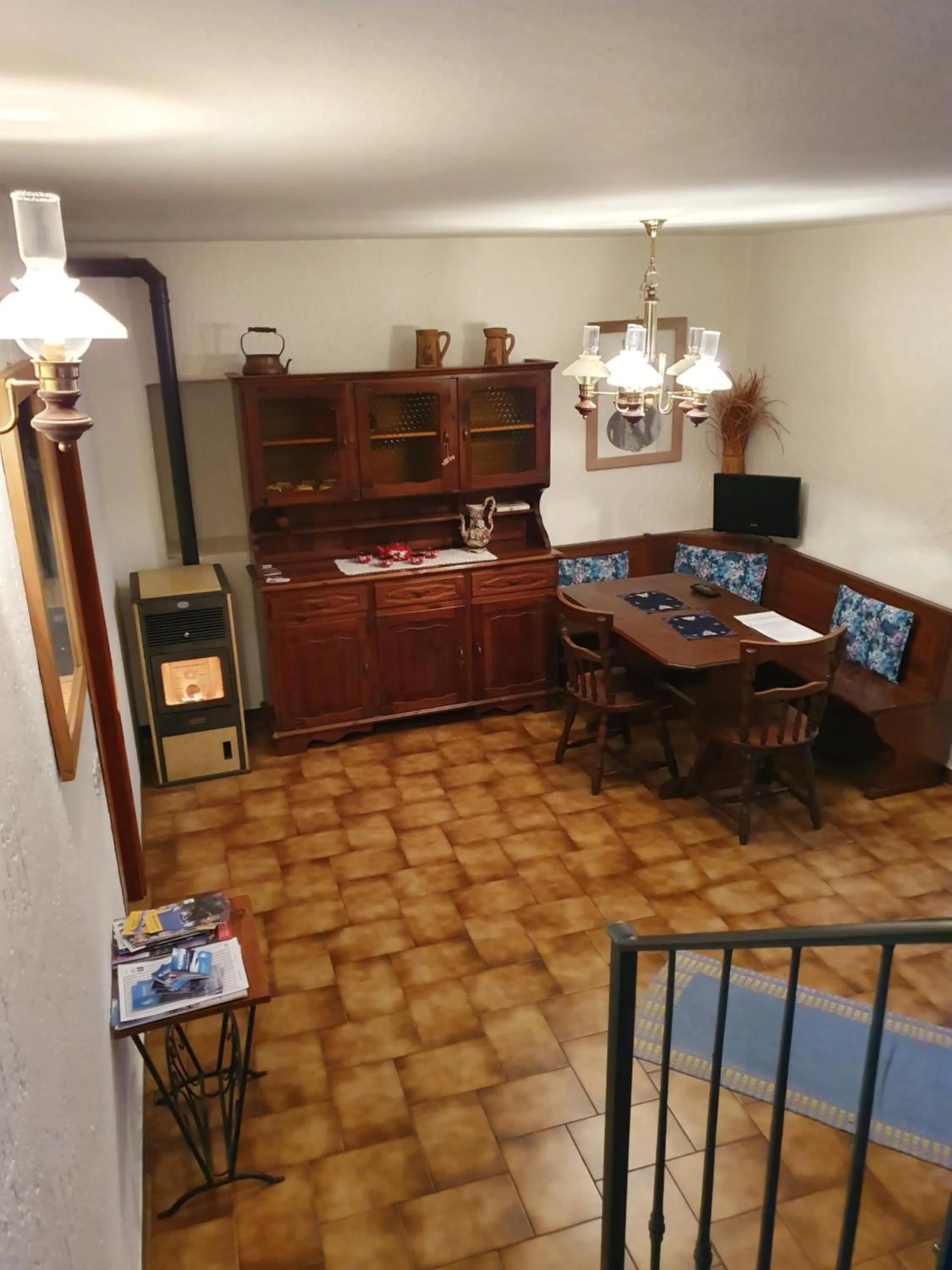 Communal lounge/ TV room in B&B Il Pettirosso