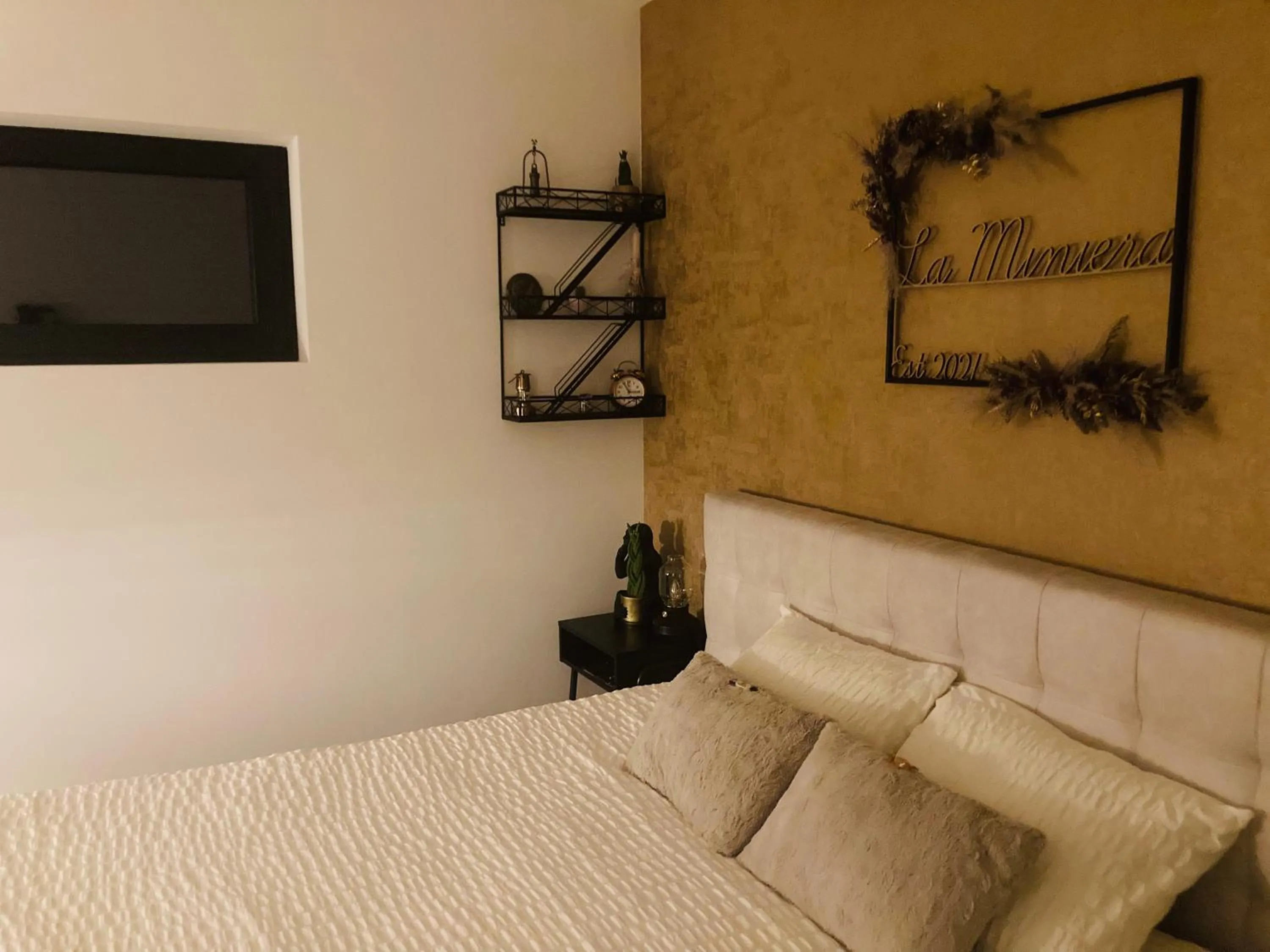 Bed in B&B La Miniera