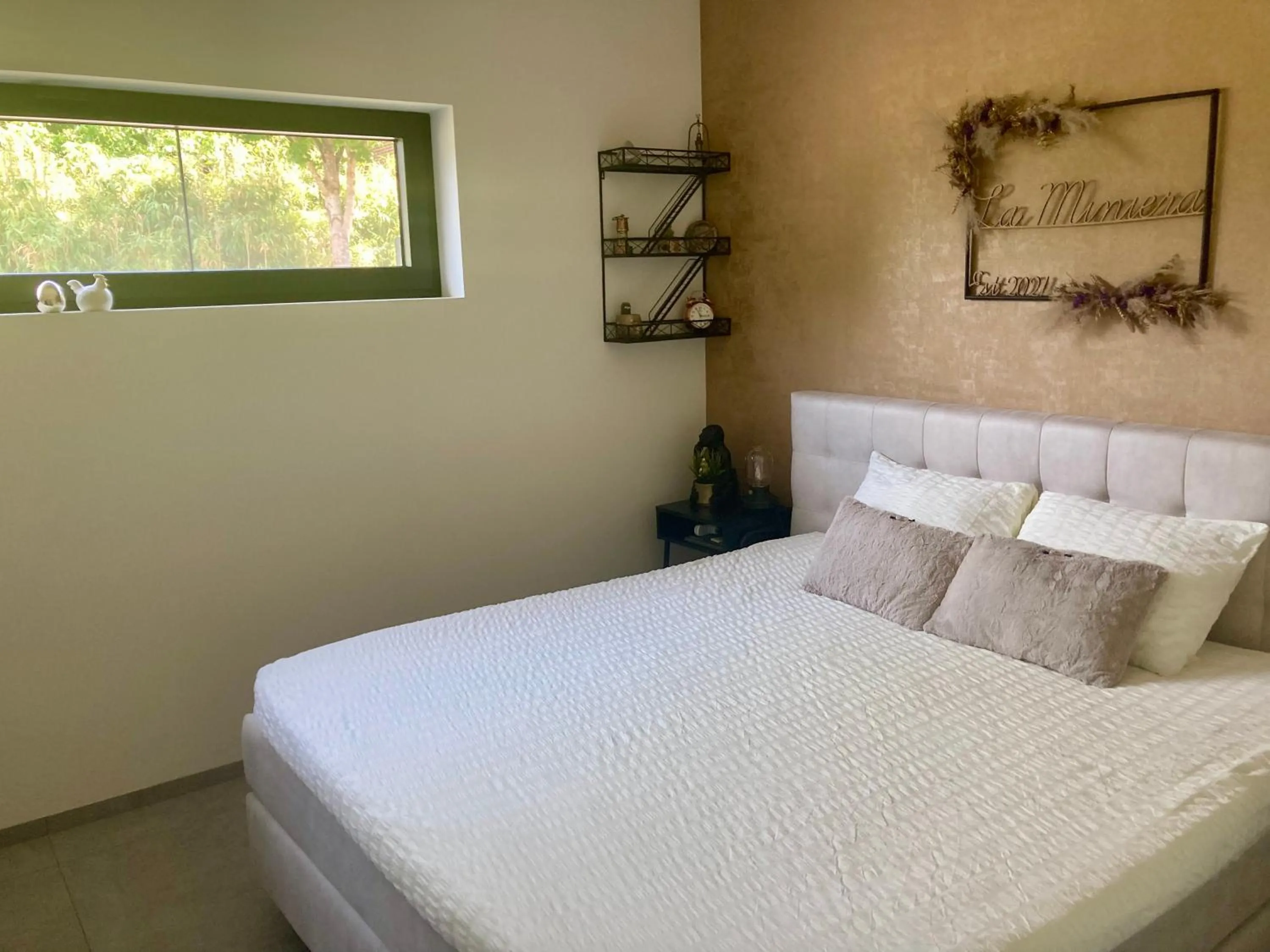 Bed in B&B La Miniera