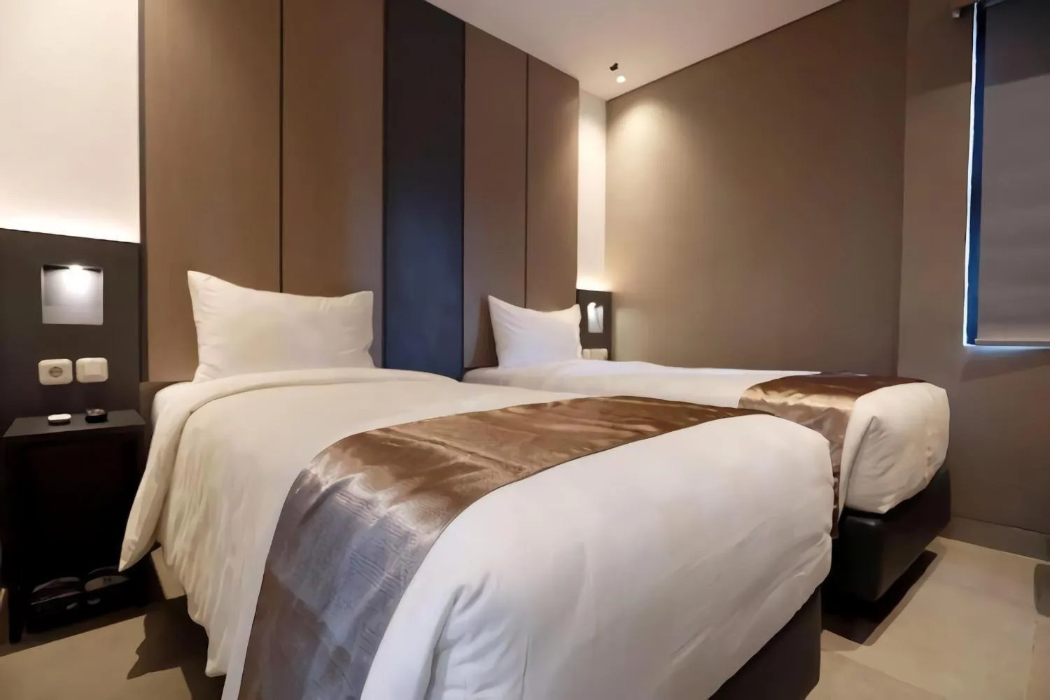 Property building, Bed in Hayo Hotel Palembang