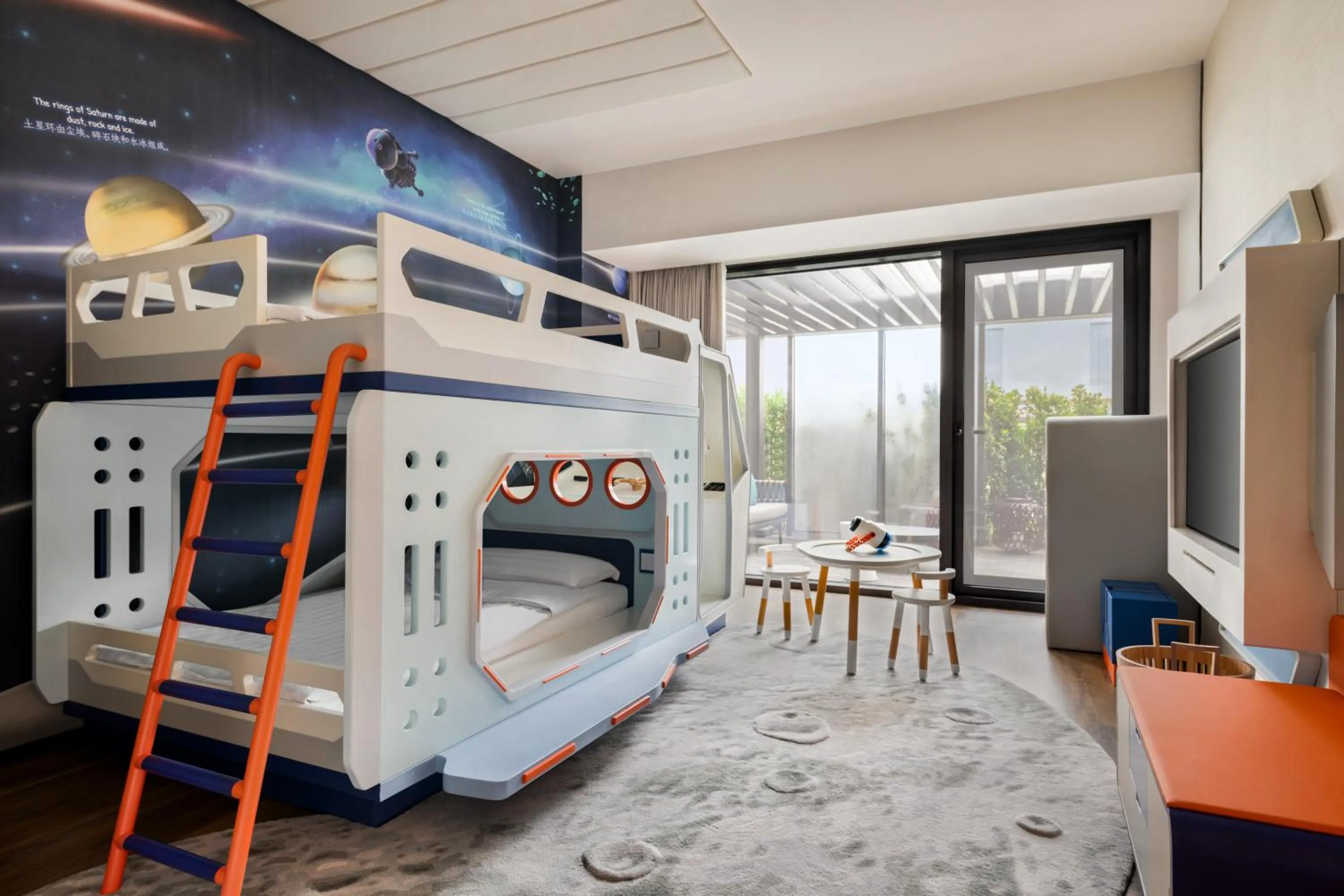 Family, Bed in Shangri-La Shougang Park, Beijing