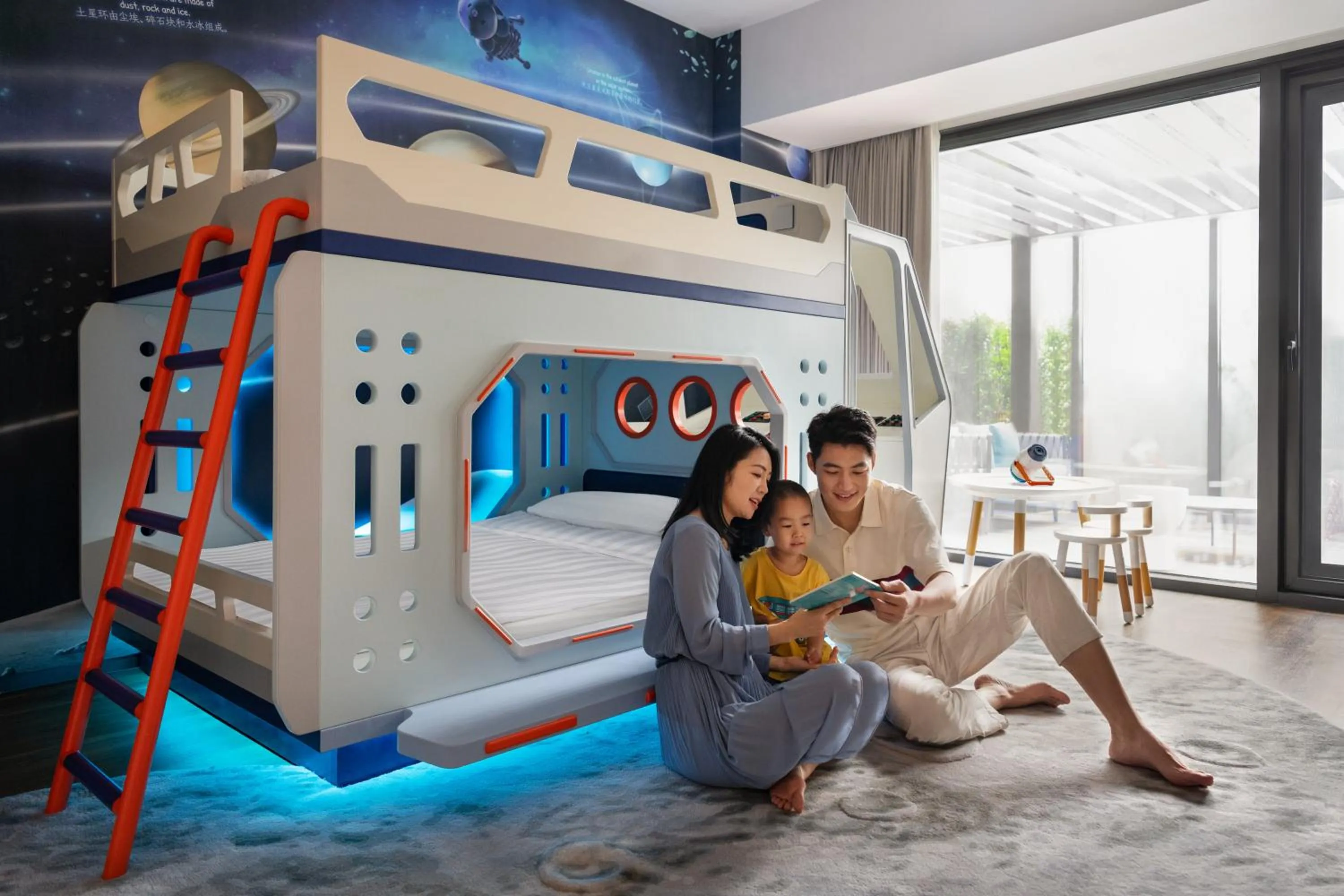 children, Bed in Shangri-La Shougang Park, Beijing