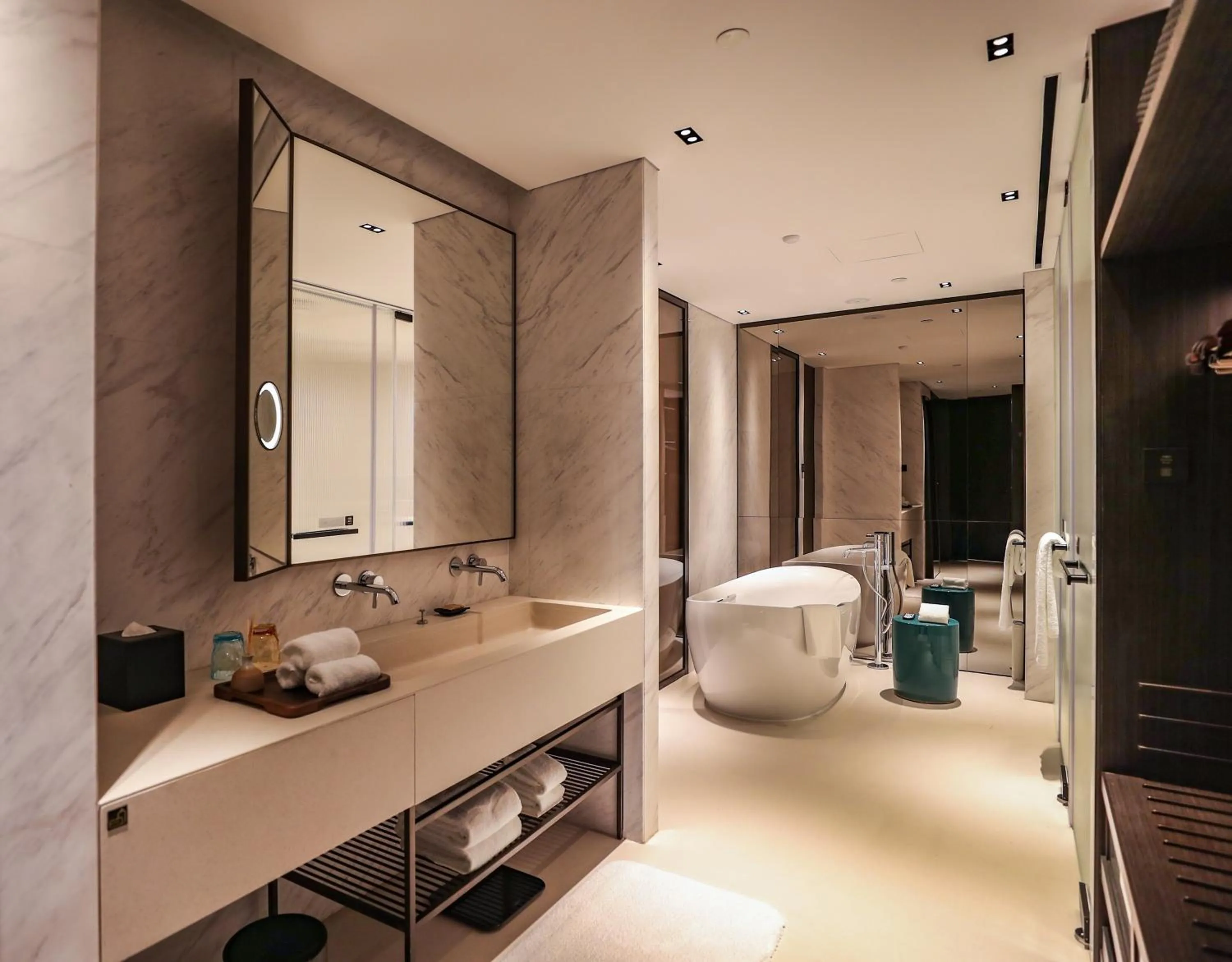 Toilet in Shangri-La Shougang Park, Beijing