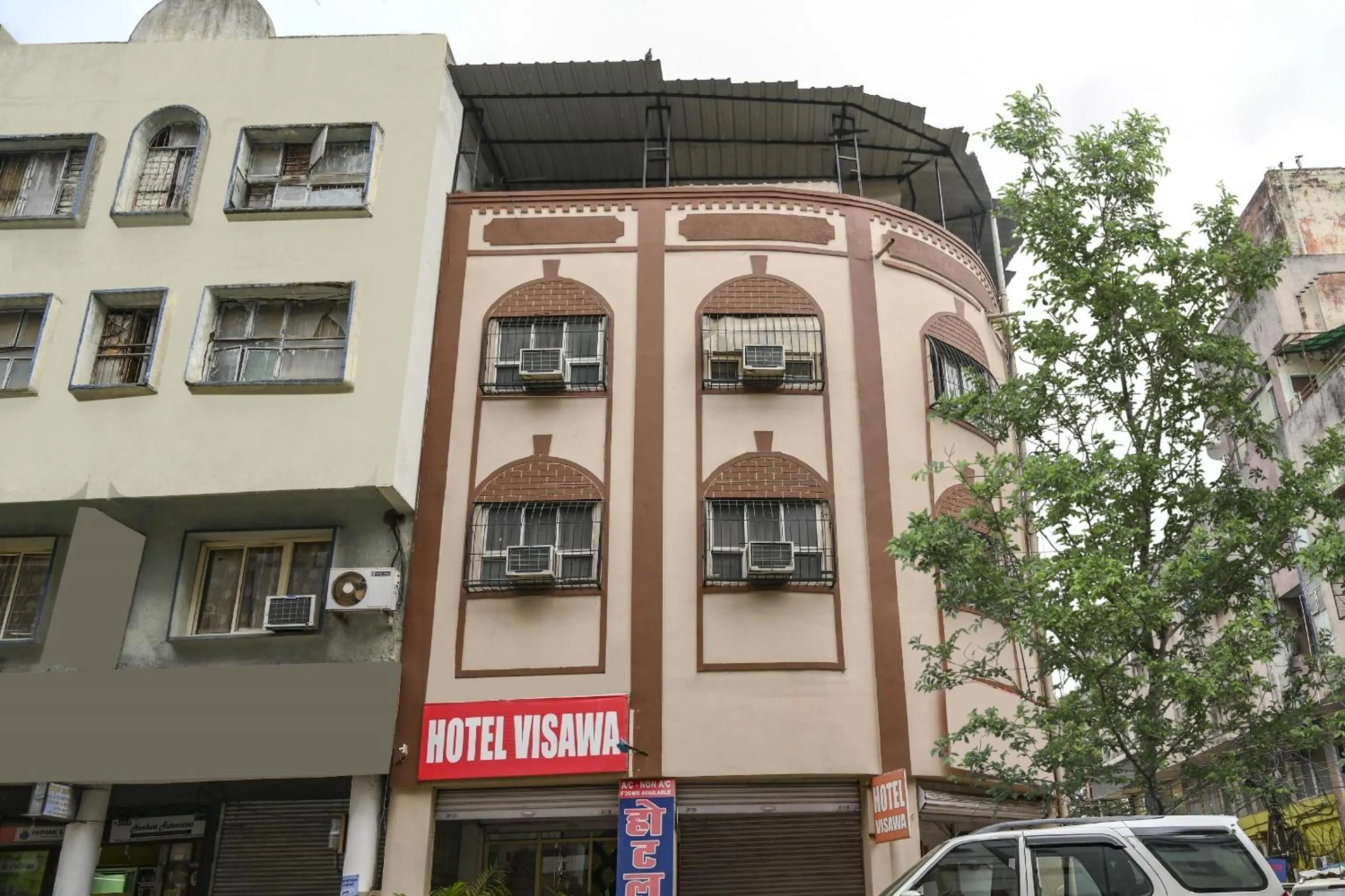 Facade/entrance in Hotel O Vishwa