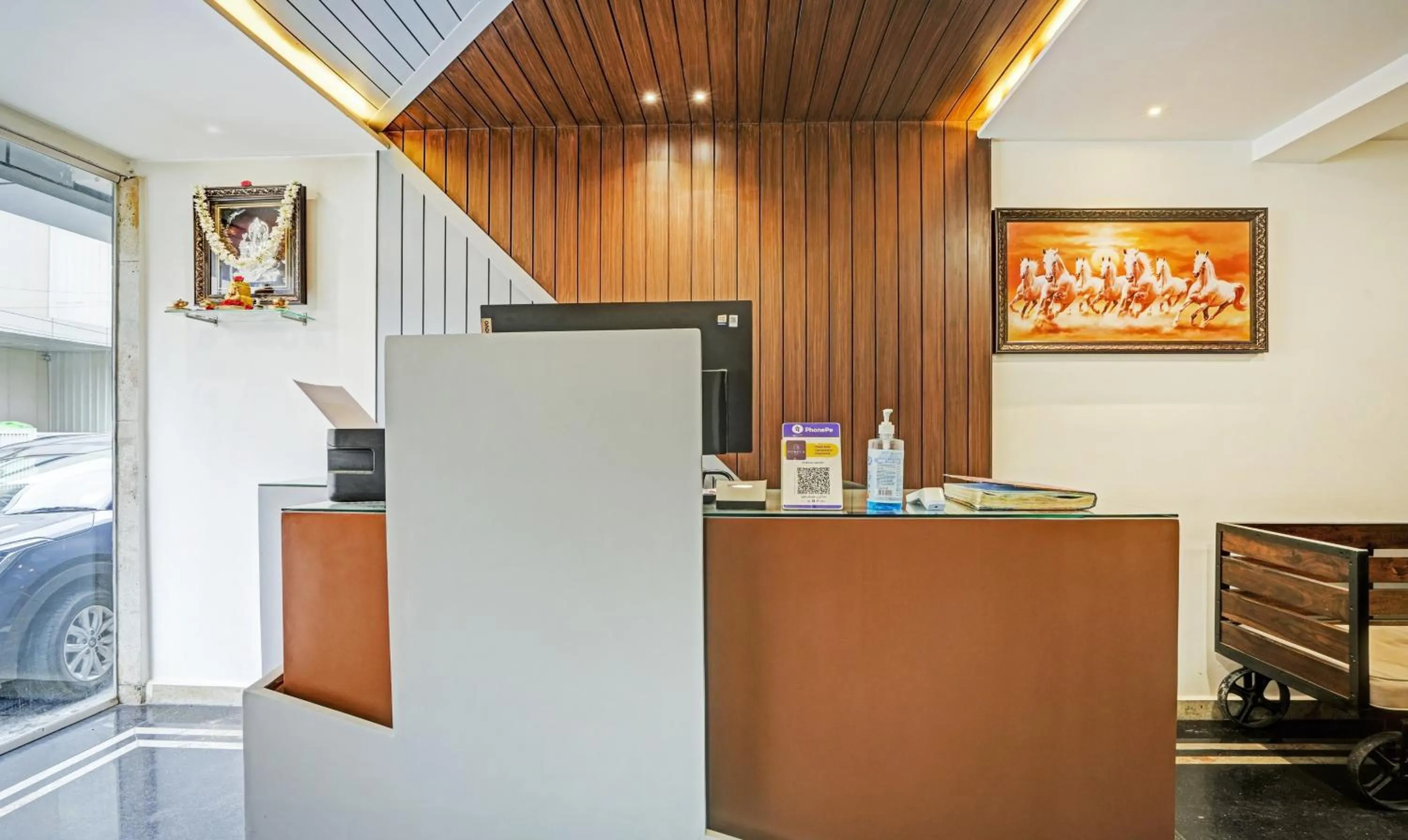 Lobby or reception in Itsy Hotels Purple Suites