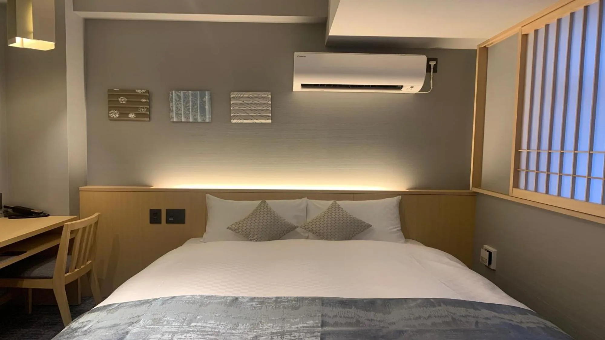 Bed in KYOTO GION HOTEL