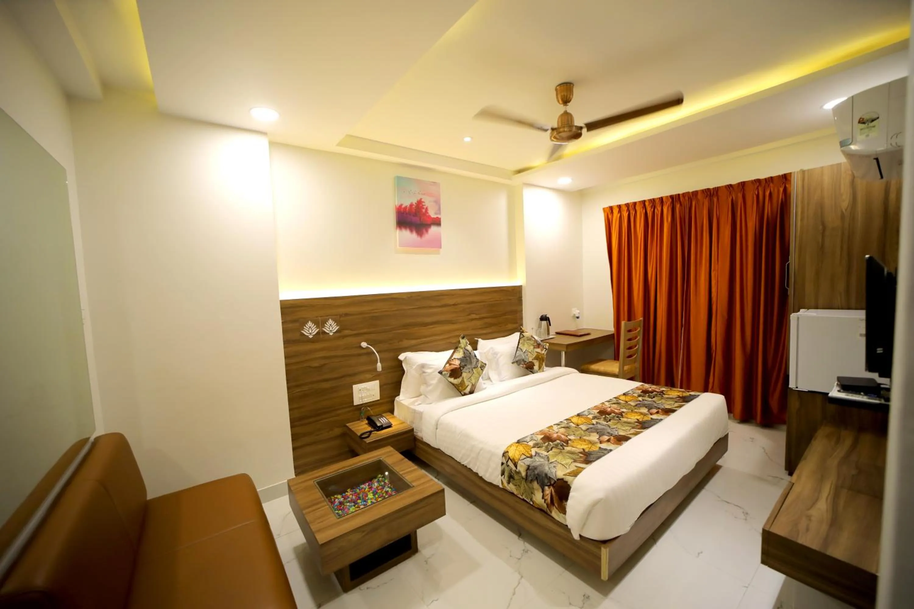 Bed in The RRA Kabras Hotel, Nathdwara