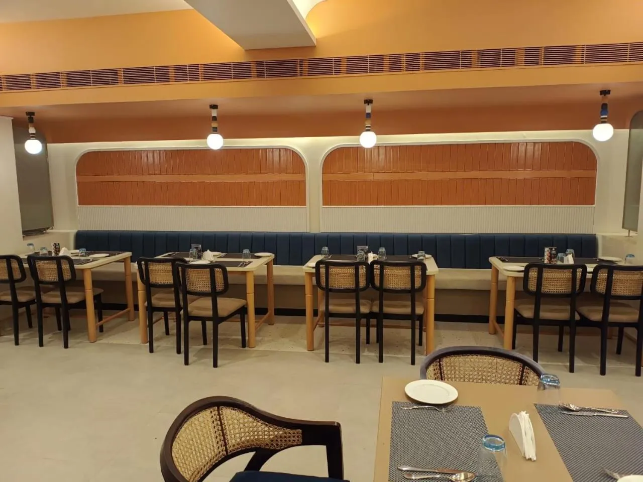 Restaurant/places to eat in Lords Eco Inn Belagavi