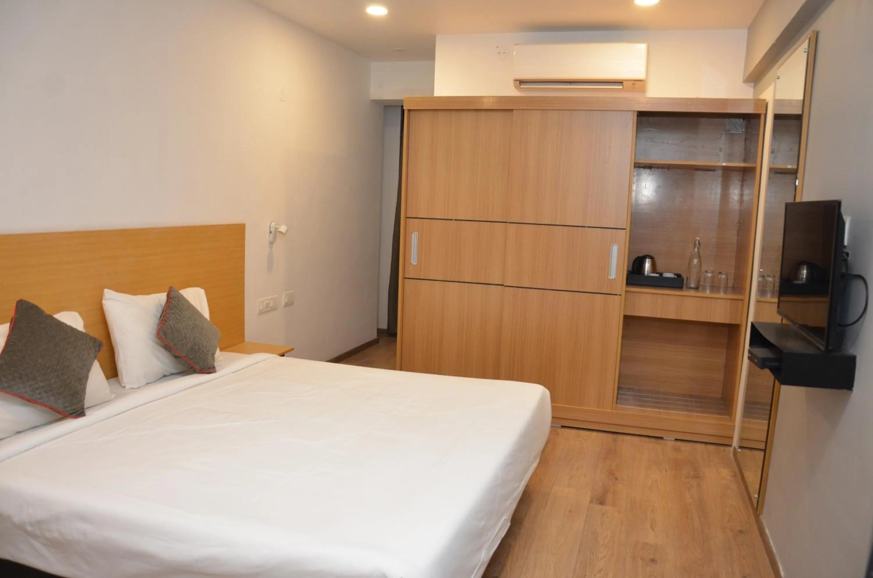 Bed in Lords Eco Inn Belagavi