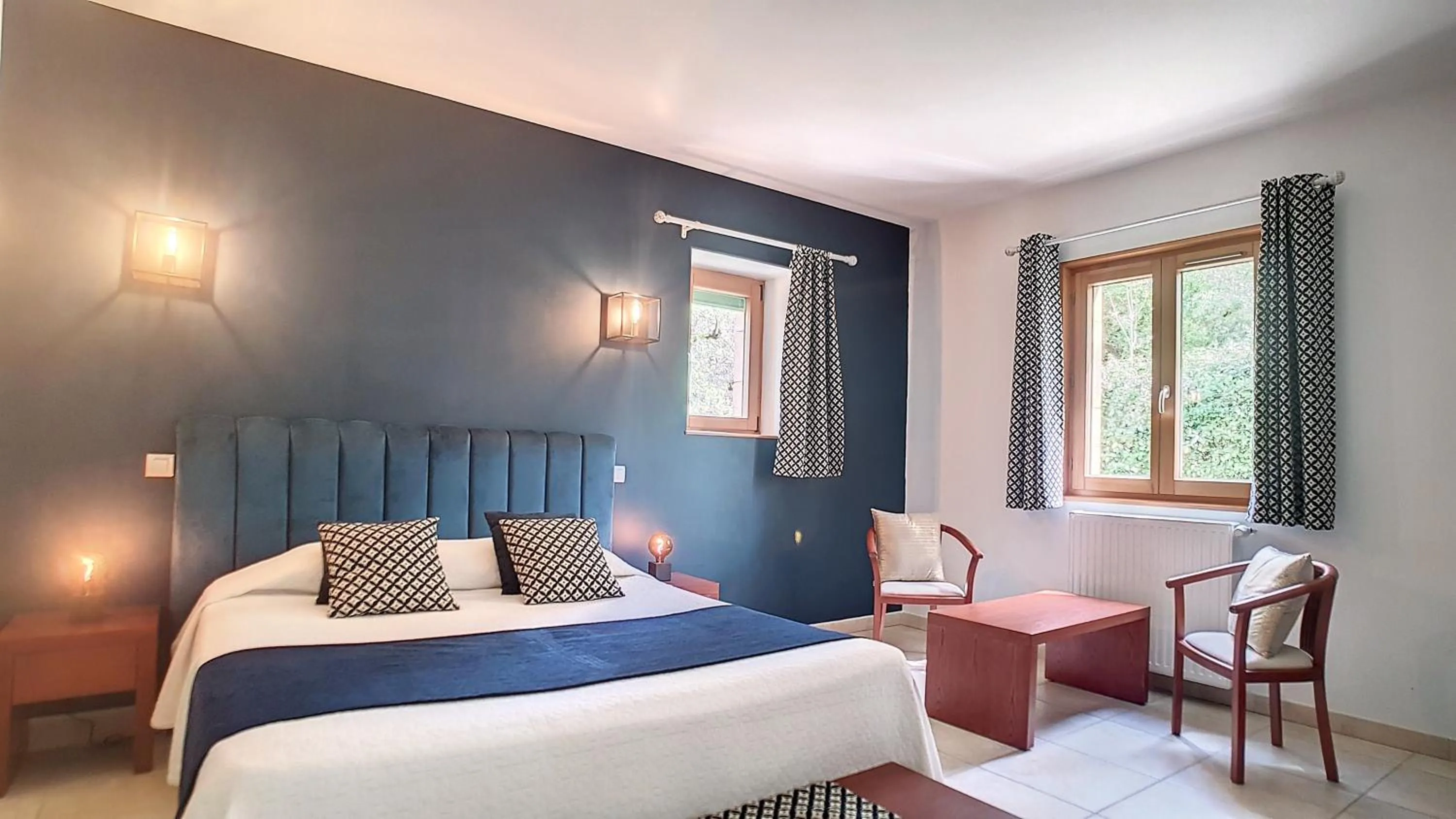 Bed in Hôtel Bon Encontre