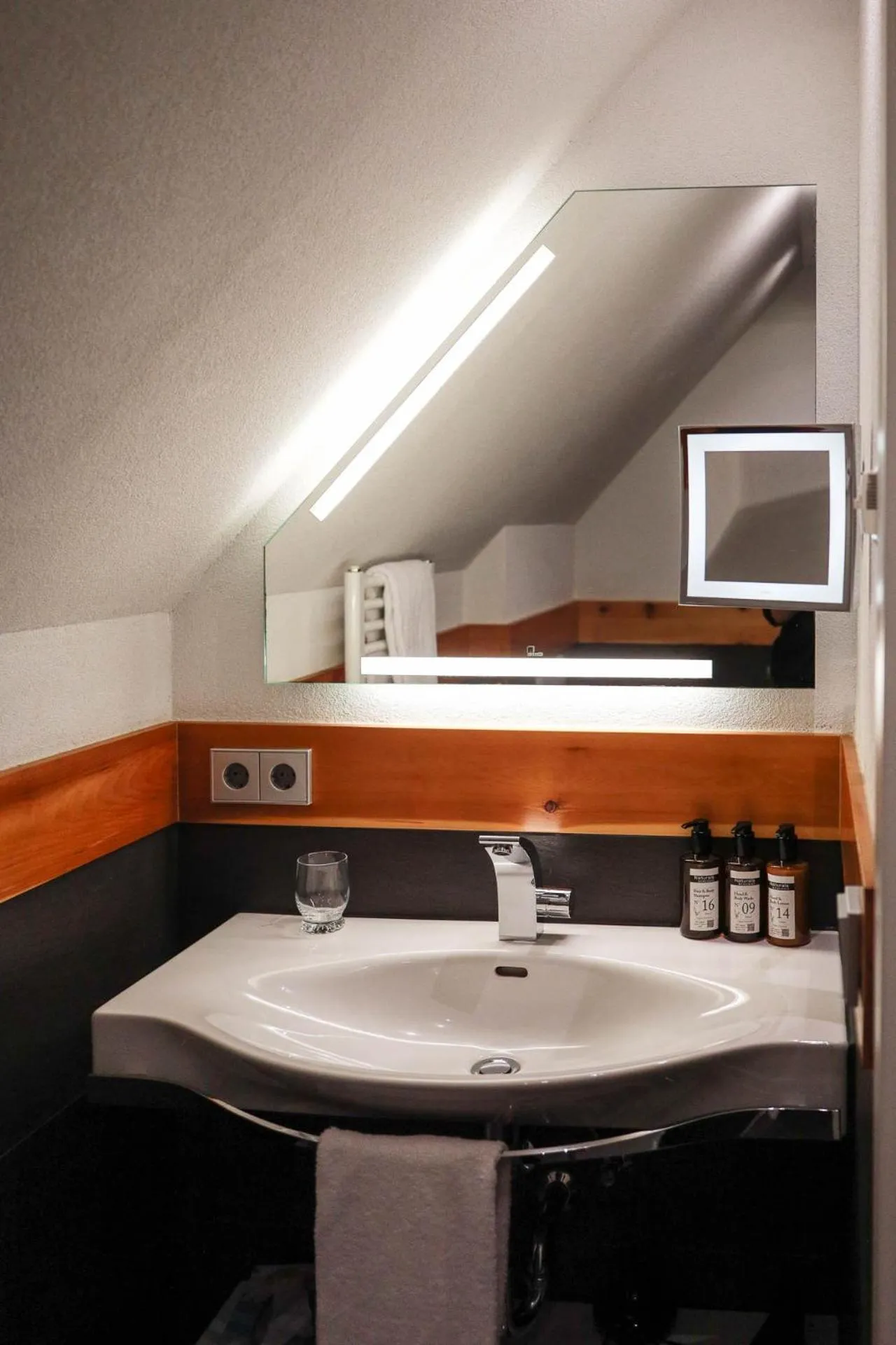 Bathroom in schlossmühle - lean luxury boutique hotel