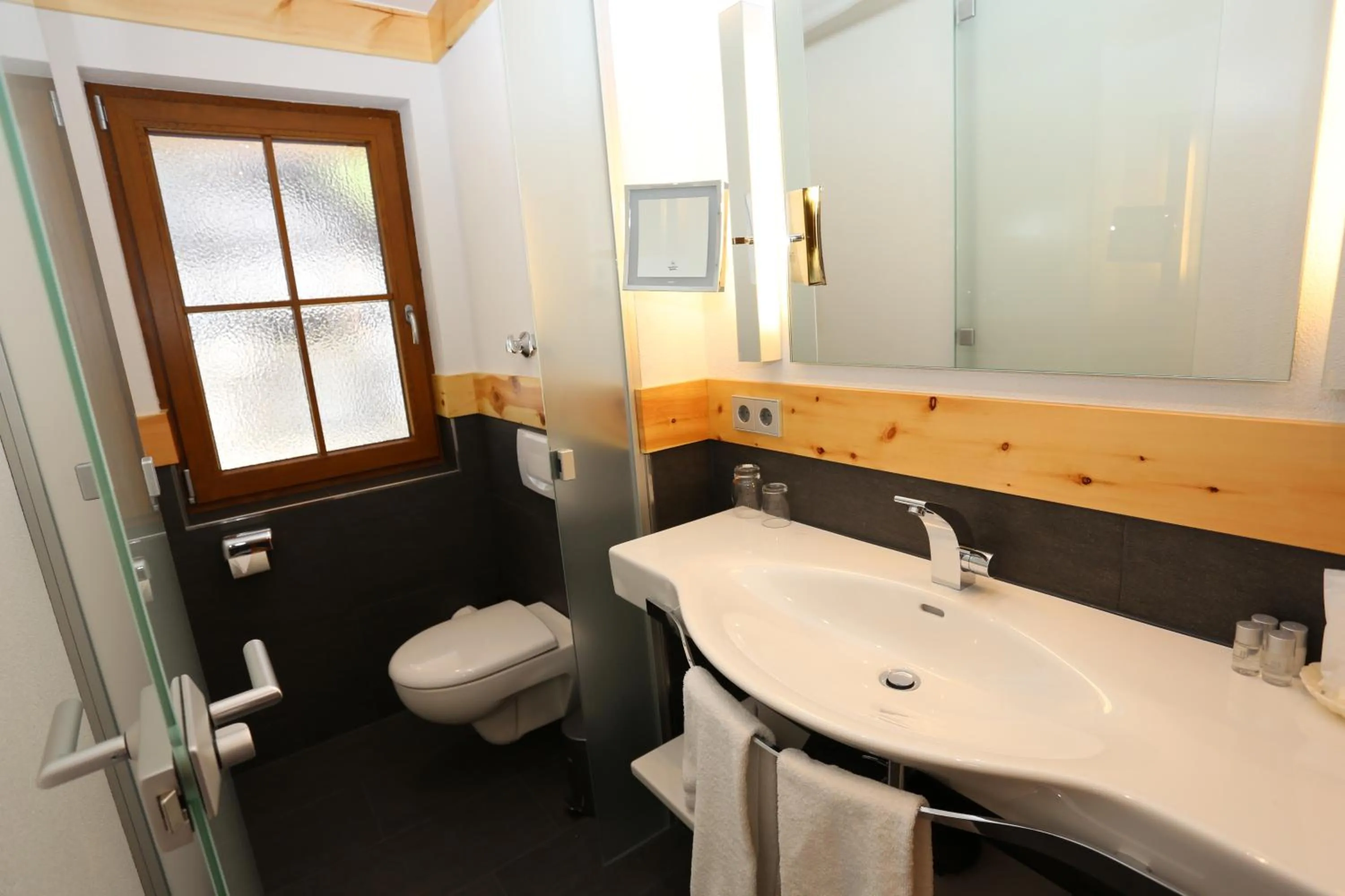 Bathroom in schlossmühle - lean luxury boutique hotel