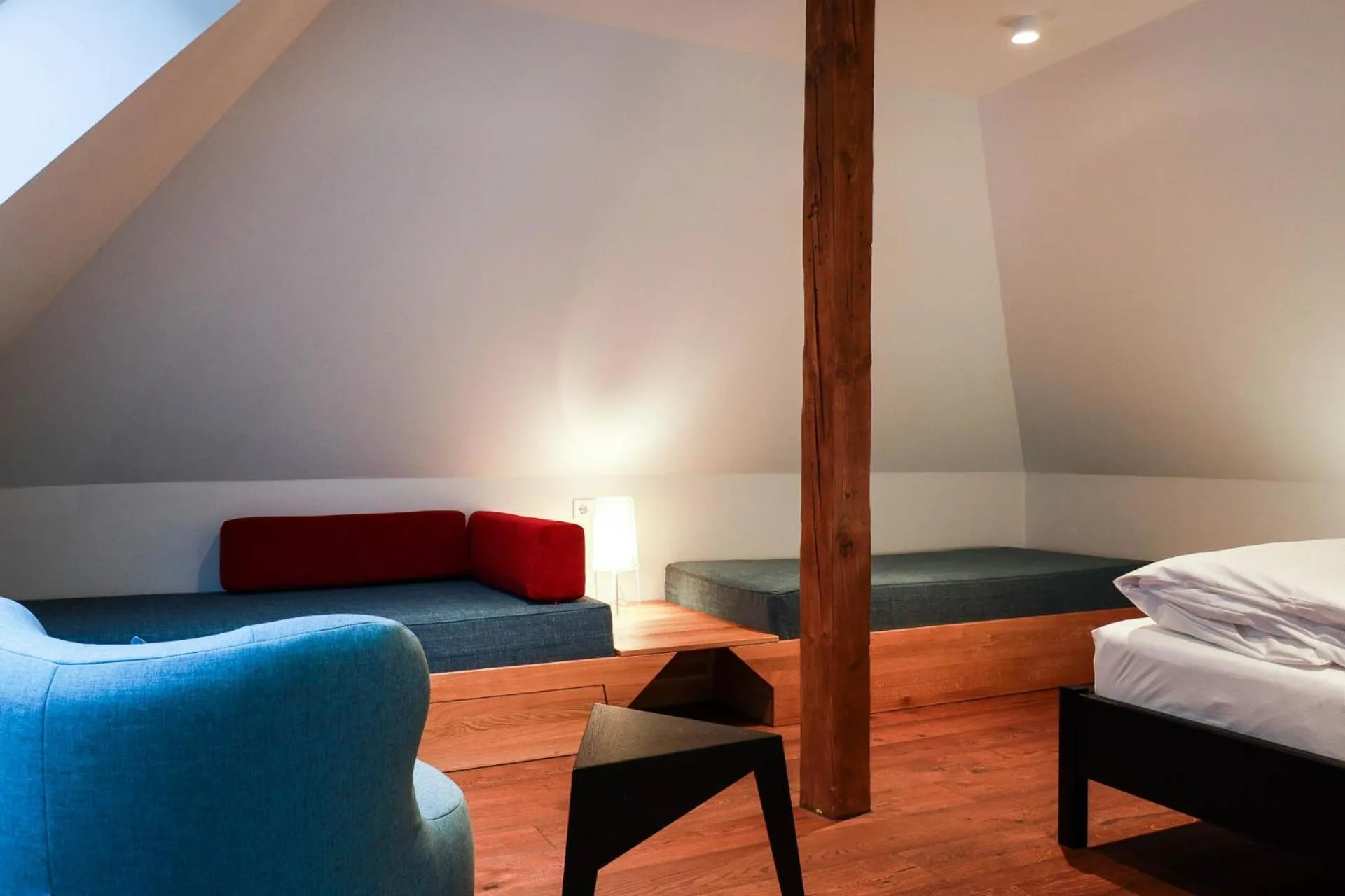 Photo of the whole room, Bed in schlossmühle - lean luxury boutique hotel