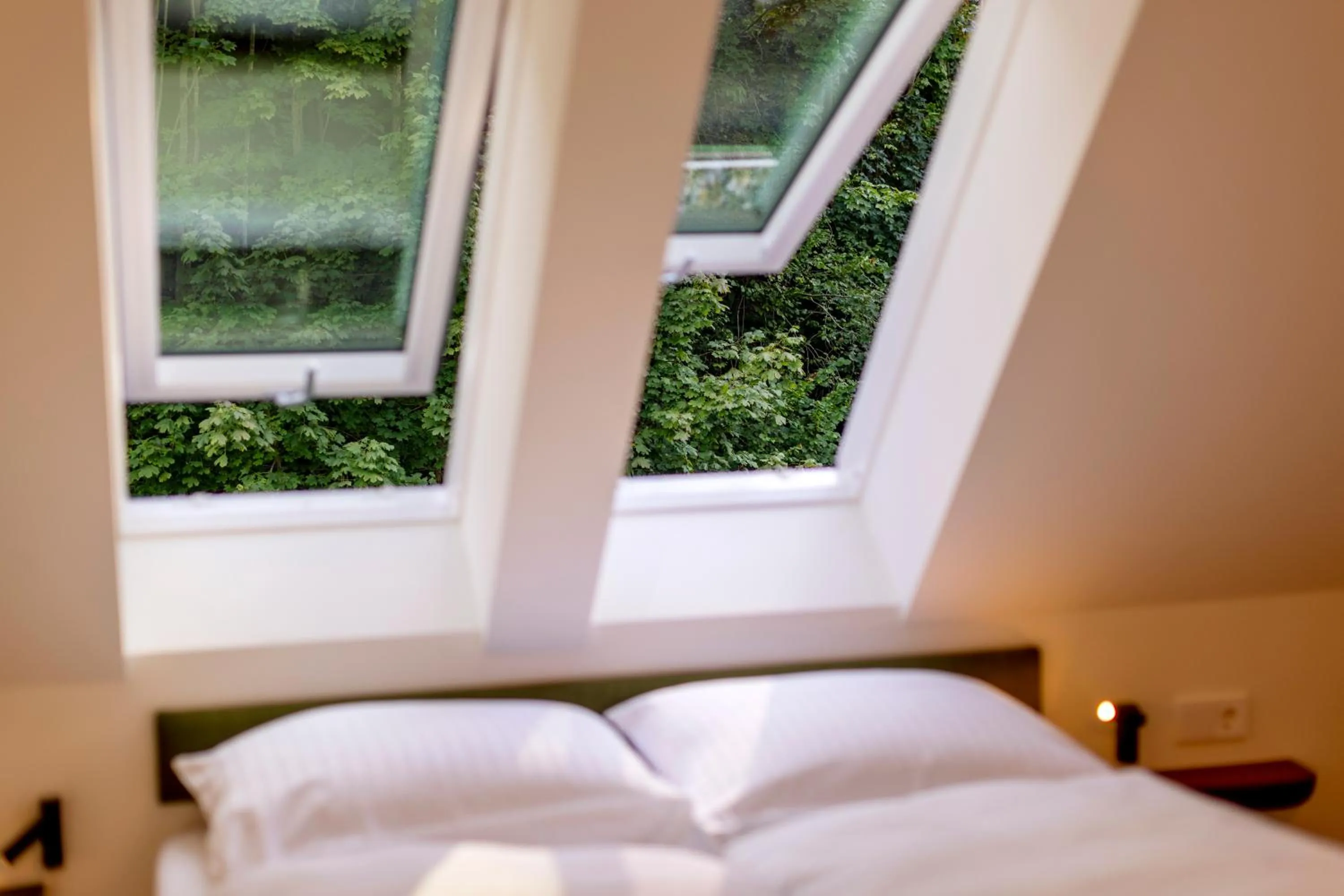 Photo of the whole room, Bed in schlossmühle - lean luxury boutique hotel