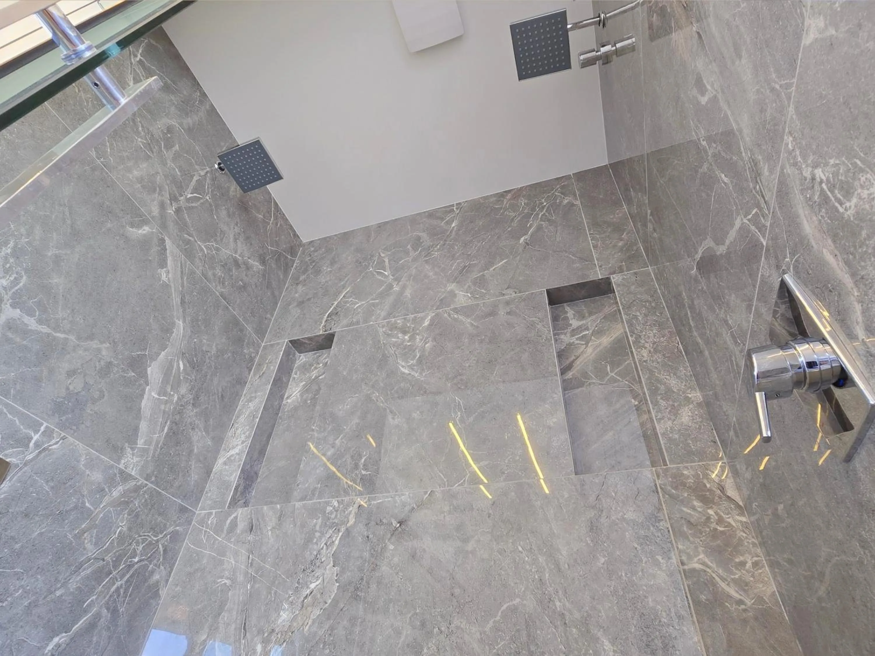 Shower in Refúgio da Lagoinha - Centro de Bombinhas