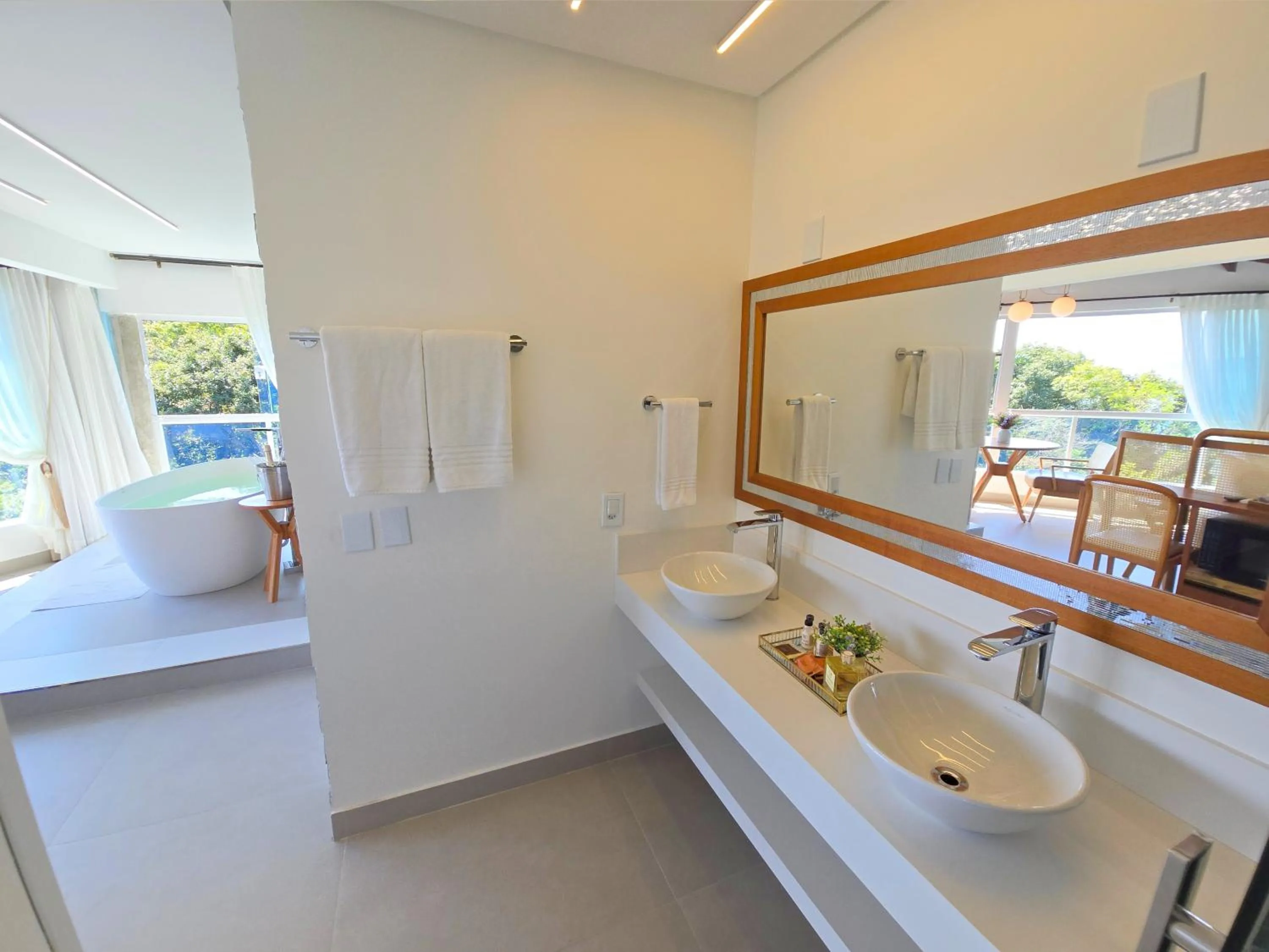 Bath in Refúgio da Lagoinha - Centro de Bombinhas