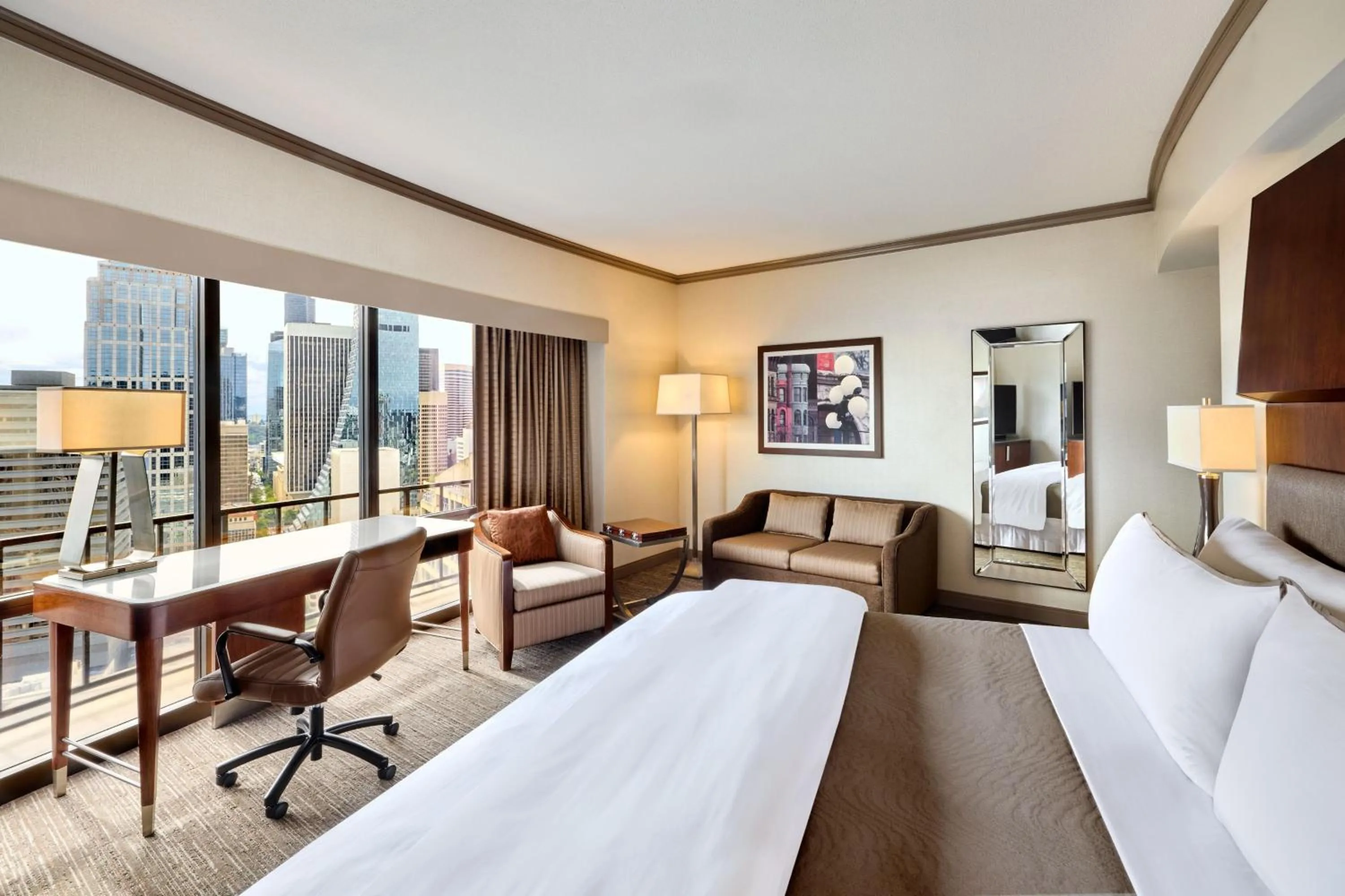 Photo of the whole room, Bed in The Westin Seattle