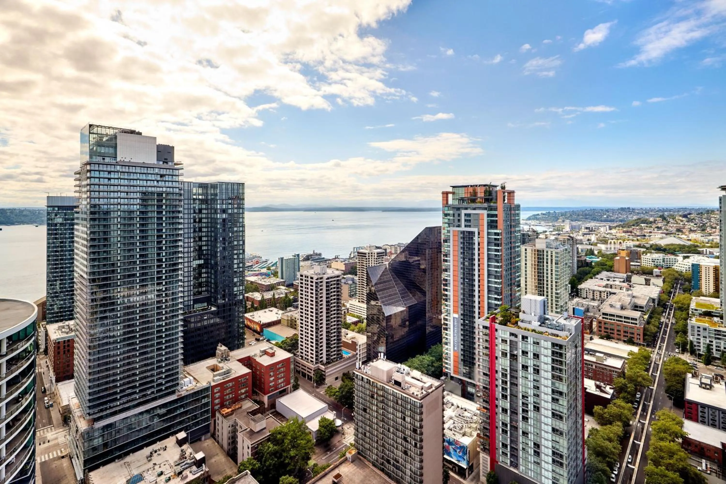 Photo of the whole room in The Westin Seattle