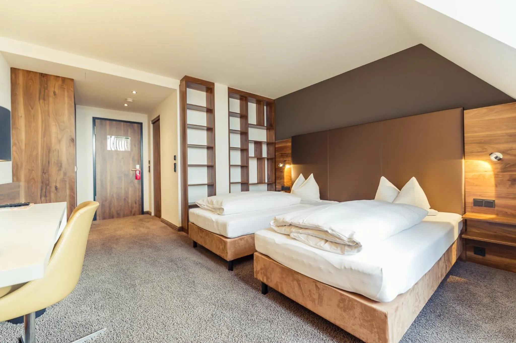 Photo of the whole room, Bed in Altstadthotel Kneitinger, Abensberg