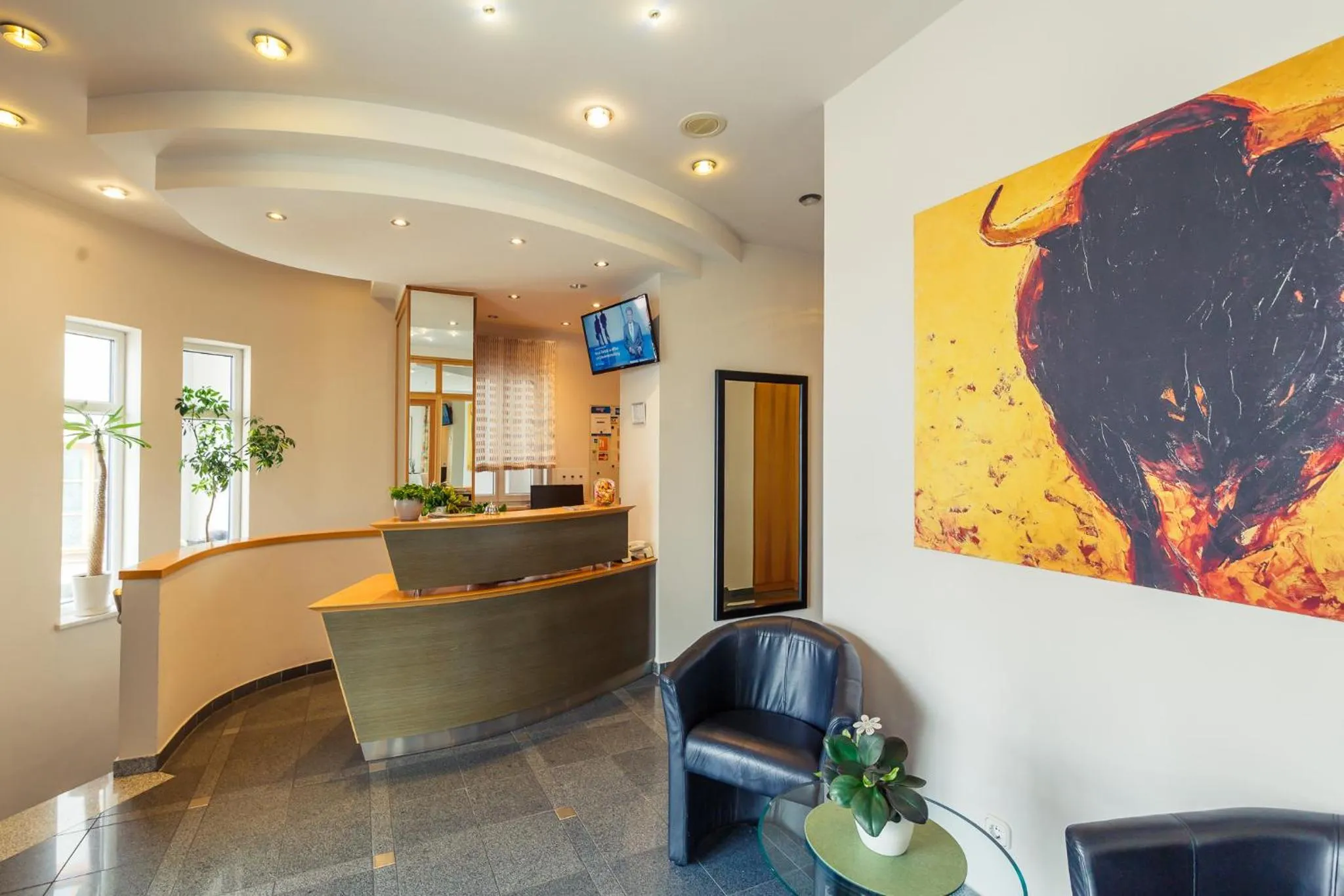 Lobby or reception in Altstadthotel Kneitinger, Abensberg