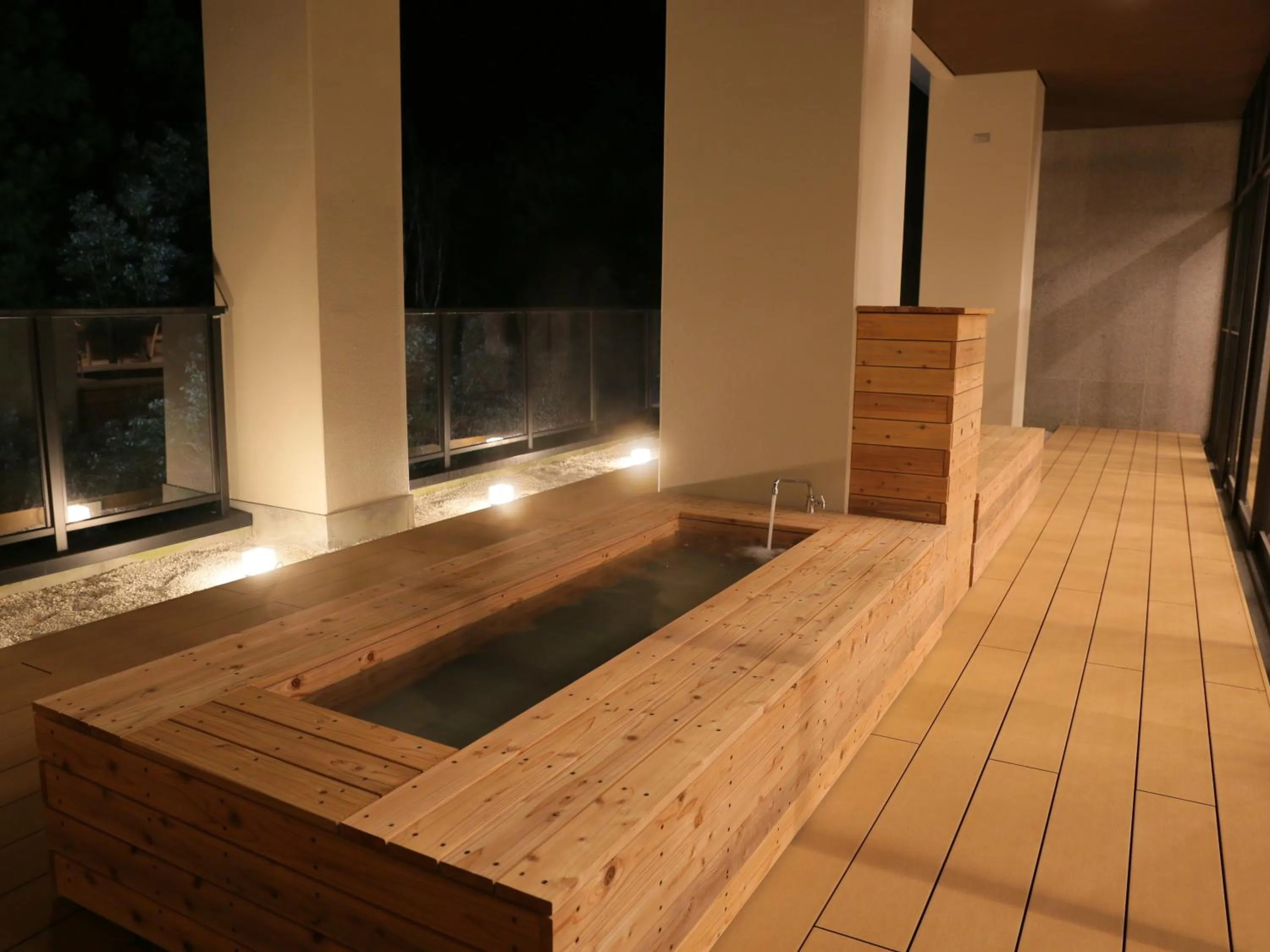 Hot Spring Bath in Hot Spring Inn Hakone Suisen