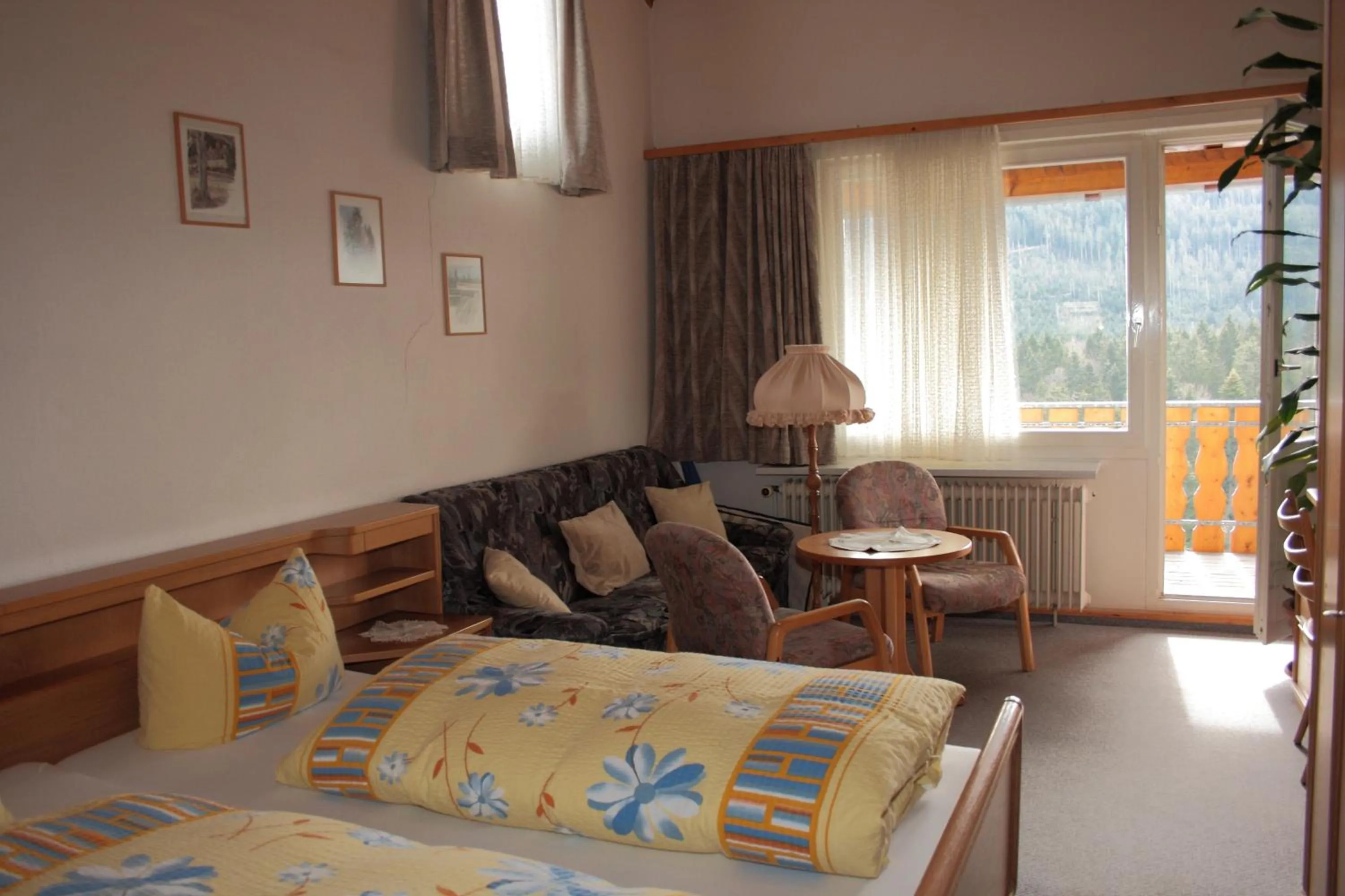 Decorative detail, Bed in Schwarzwald-Gasthof Hirsch