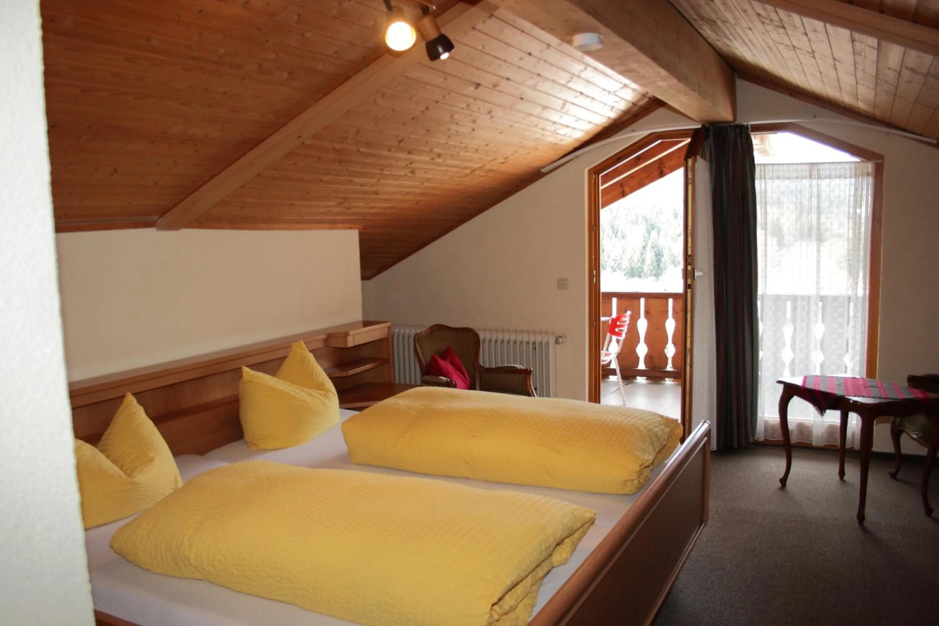 Decorative detail, Bed in Schwarzwald-Gasthof Hirsch