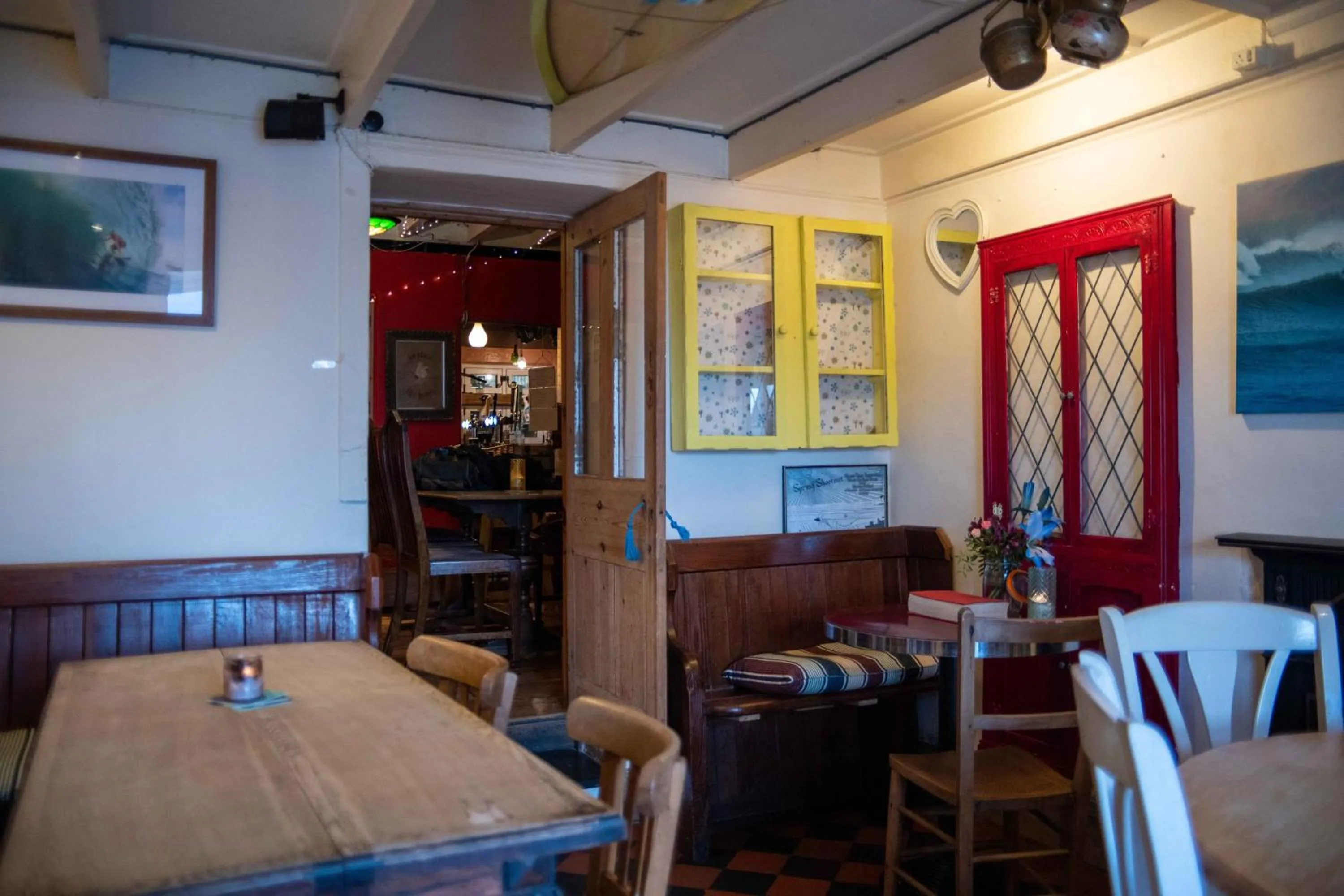 Manorbier Castle Inn Bay Room