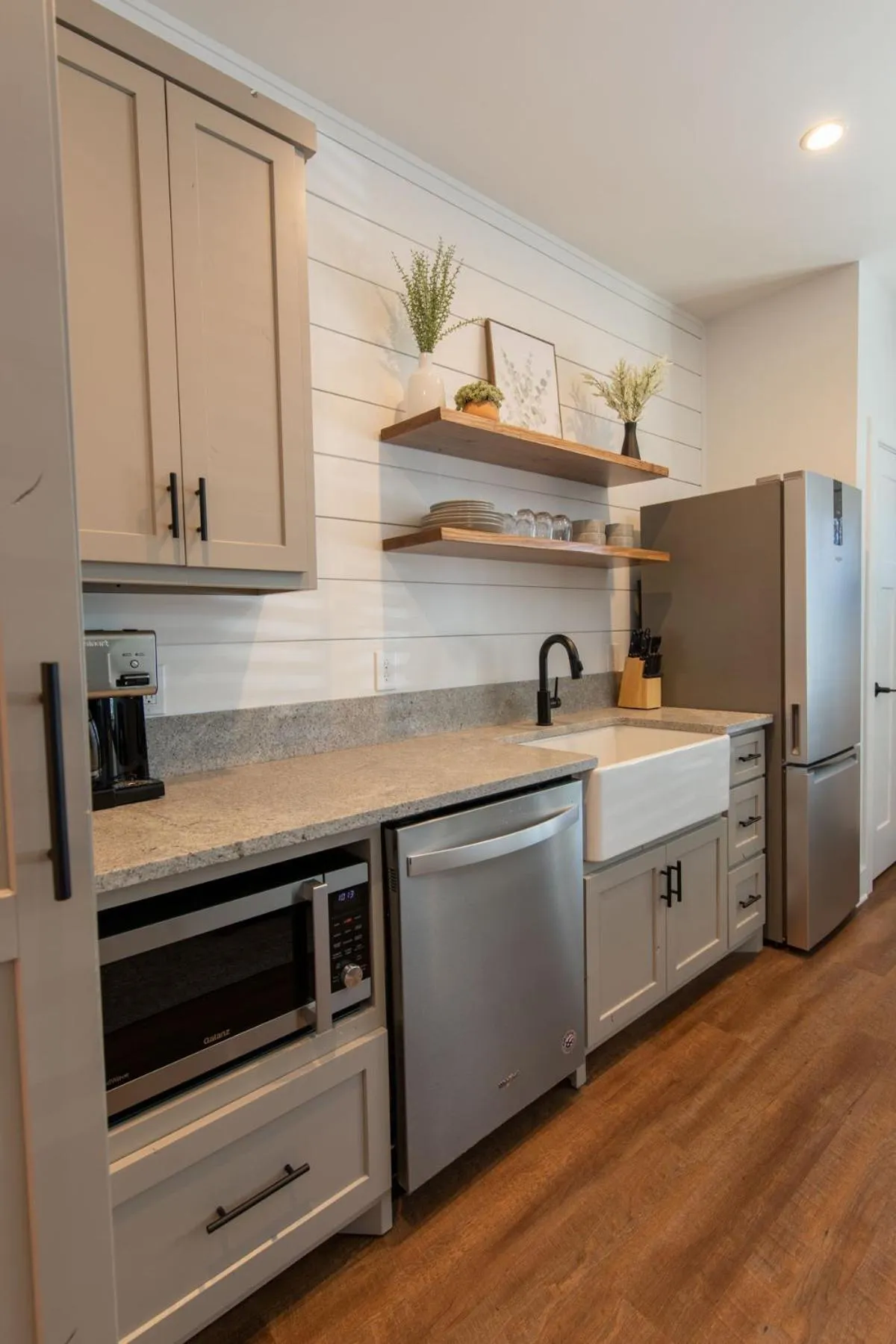 Coffee/tea facilities in The Getaway Blowing Rock