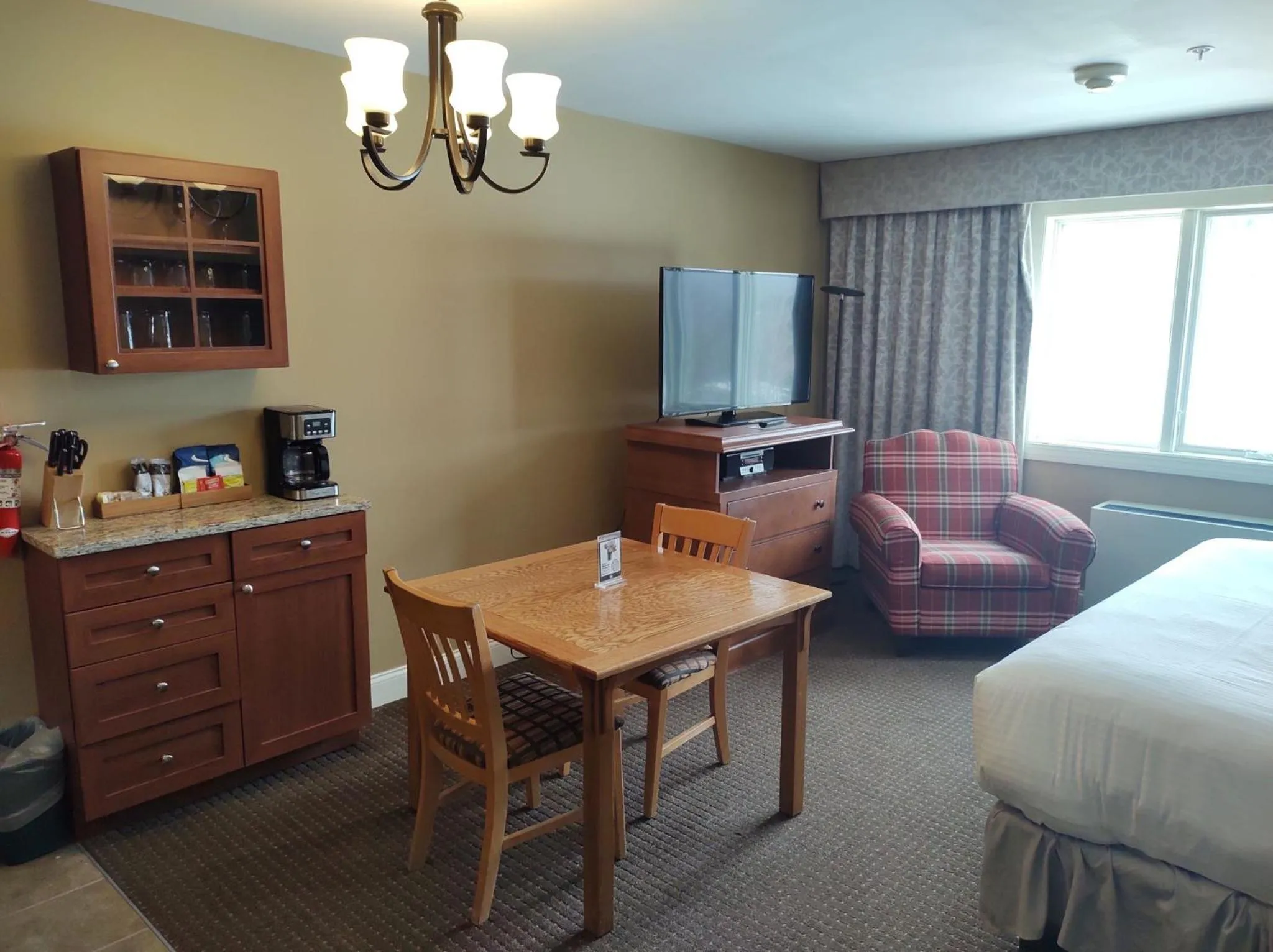 Living room, Bed in Grand Summit Resort, A Vail Resorts Property