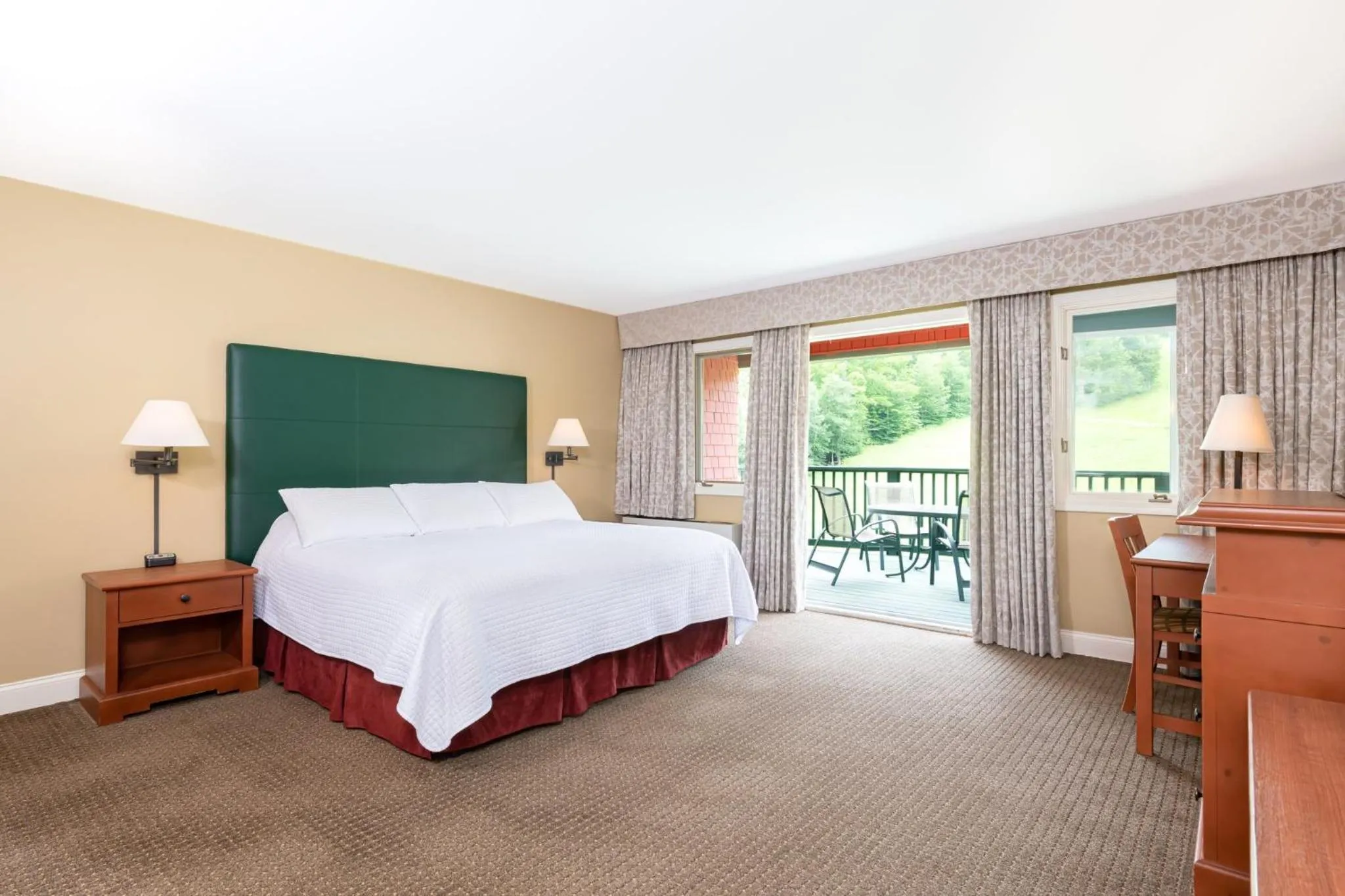 Photo of the whole room, Bed in Grand Summit Resort, A Vail Resorts Property