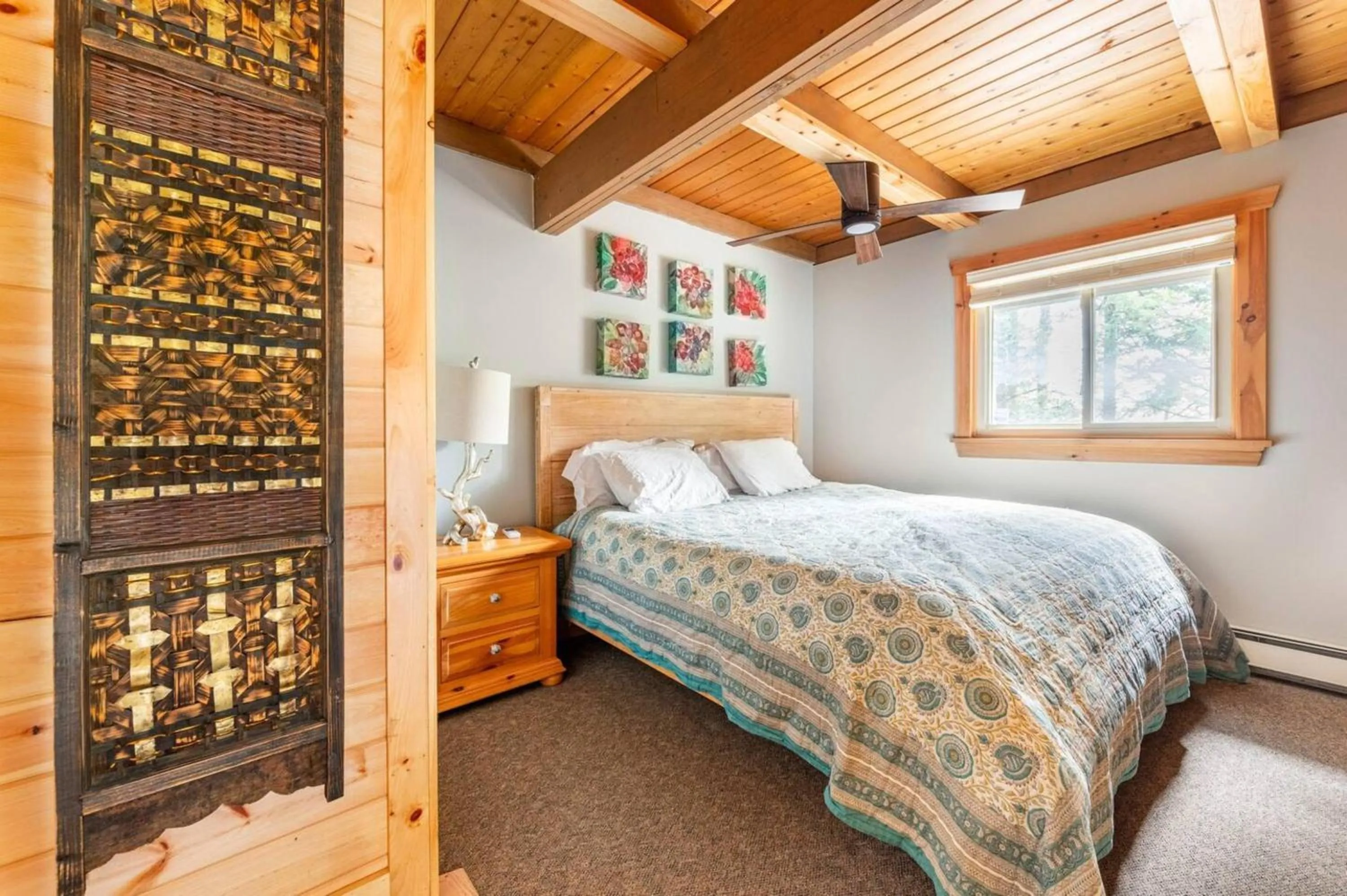Bedroom, Bed in Kaatskill Mountain Club & Condos by Vail Resorts