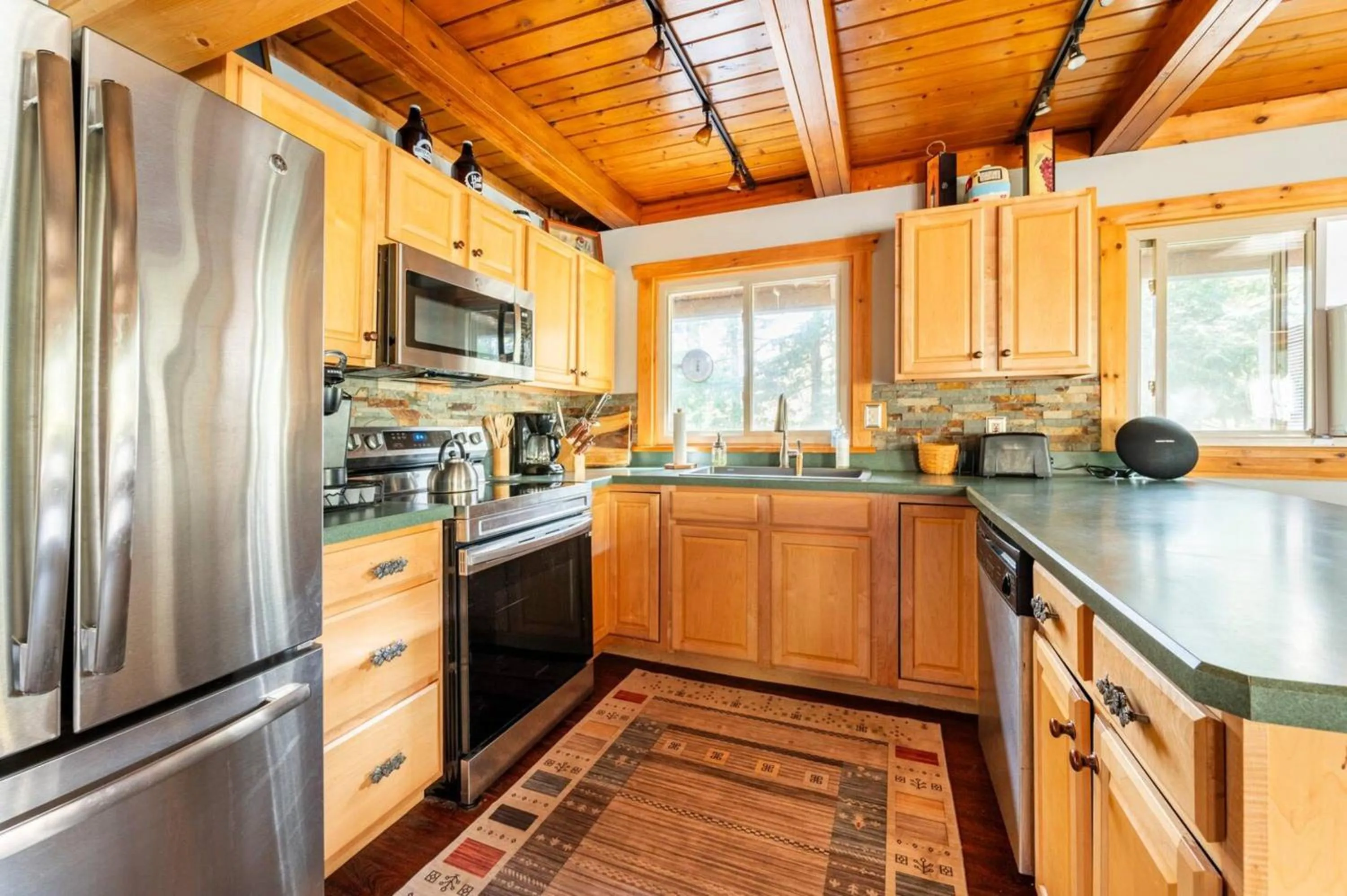Kitchen or kitchenette in Kaatskill Mountain Club and Condos by Hunter Mountain