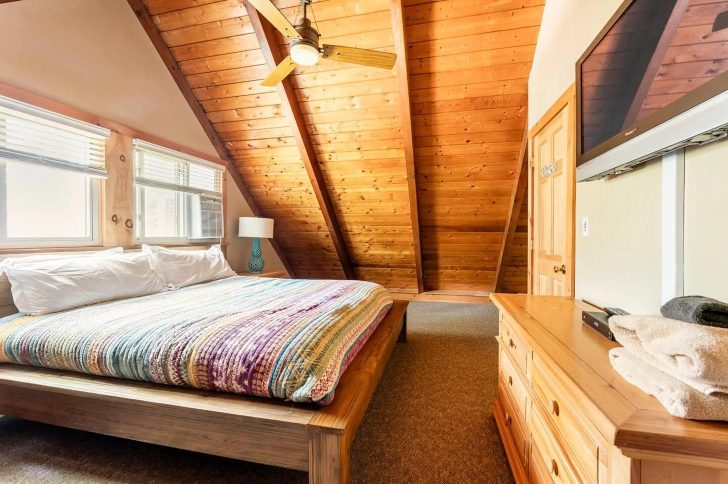 Bedroom, Bed in Kaatskill Mountain Club & Condos by Vail Resorts