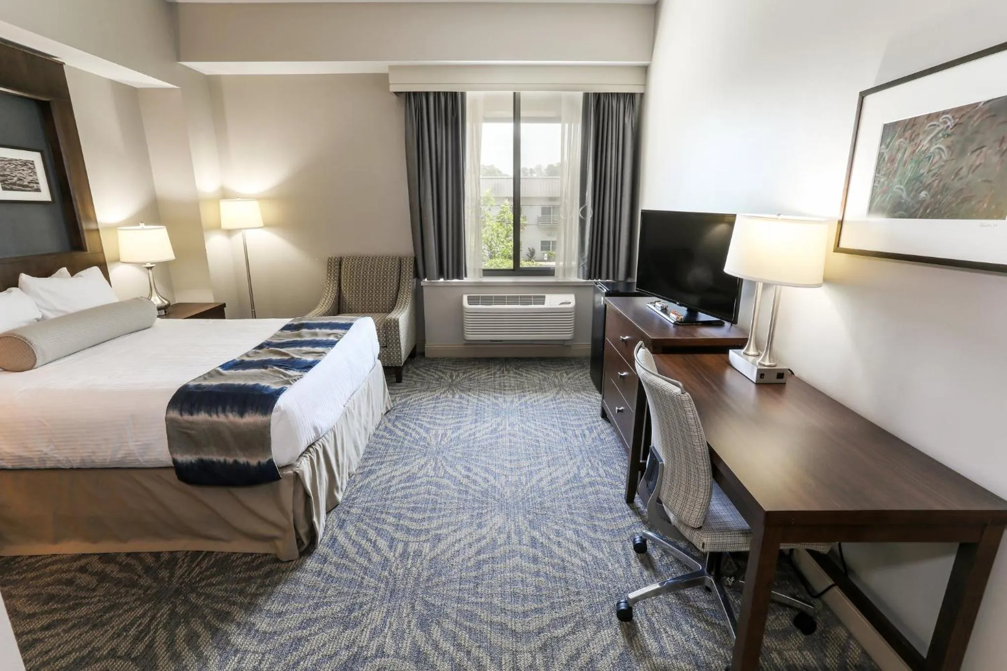 Photo of the whole room, Bed in Liberty Mountain Resort